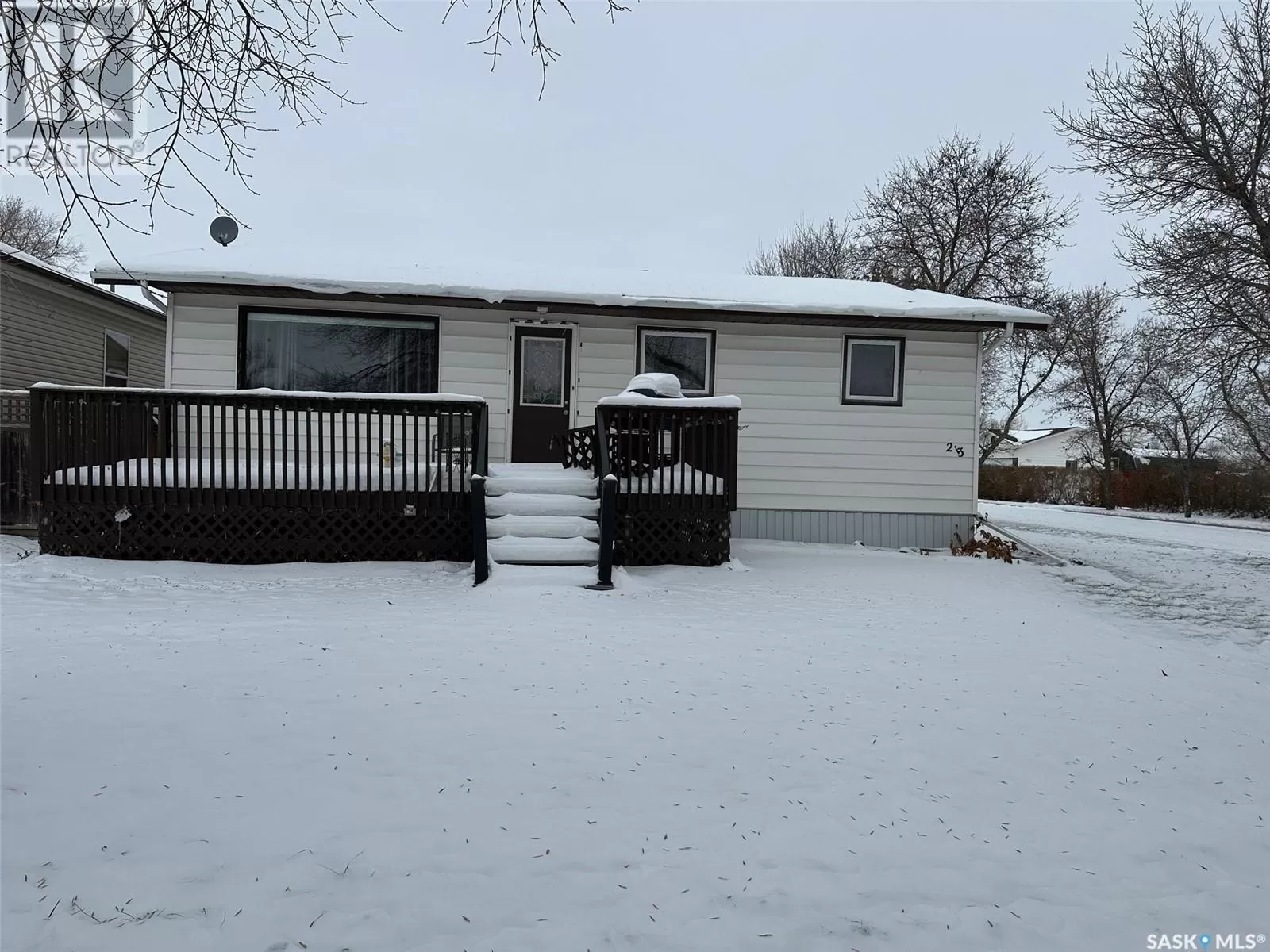 House for rent: 213 1st Avenue E, Lampman, Saskatchewan S0C 1N0