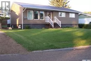 House for rent: 213 2nd Avenue S, Rockglen, Saskatchewan S0H 0B0