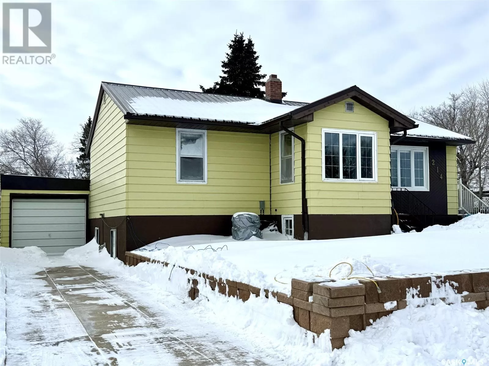 House for rent: 214 4th Avenue W, Biggar, Saskatchewan S0K 0M0