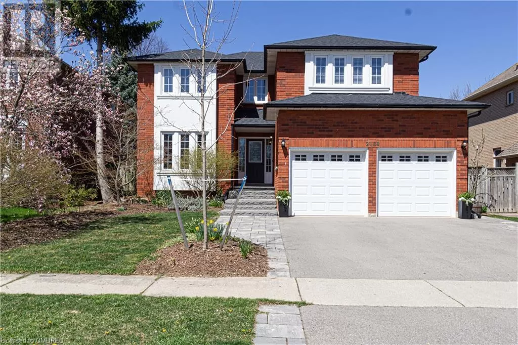 House for rent: 2168 Winding Woods Drive, Oakville, Ontario L6H 5T8