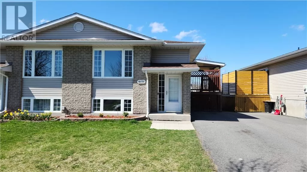 House for rent: 2171 Glen Brook Drive, Cornwall, Ontario K6H 7N2