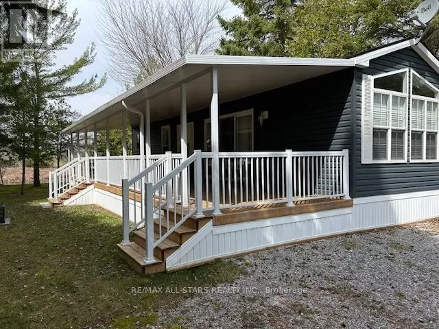 Mobile Home for rent: #220 -2152 County Rd 36 Rd, Kawartha Lakes, Ontario K0M 1L0