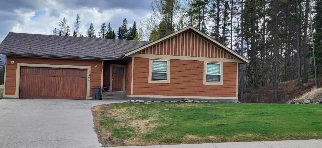 House for rent: 2204 Black Hawk Drive, Sparwood, British Columbia v0b 2g2