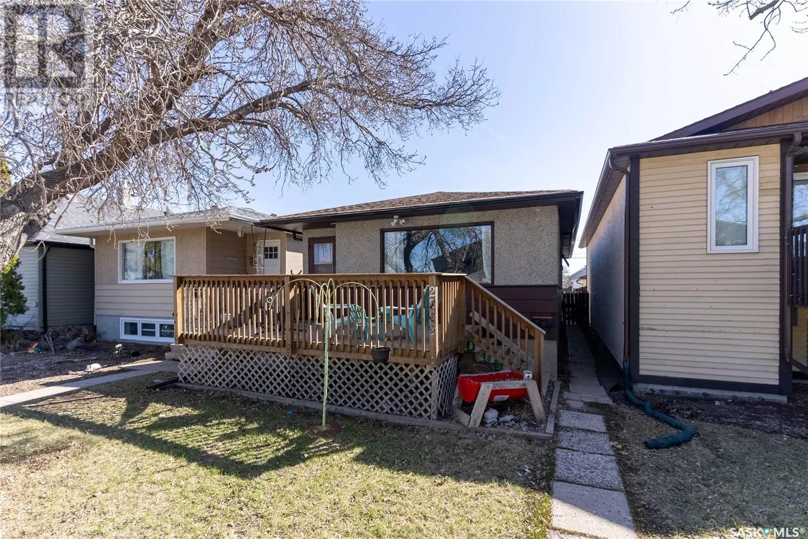 House for rent: 2209 Lindsay Street, Regina, Saskatchewan S4N 3C2