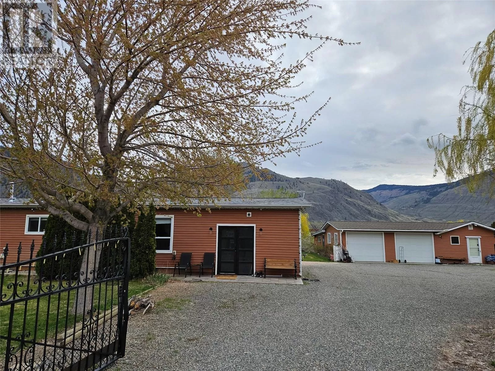 Other for rent: 2234 Newton Road, Cawston, British Columbia V0X 1C1