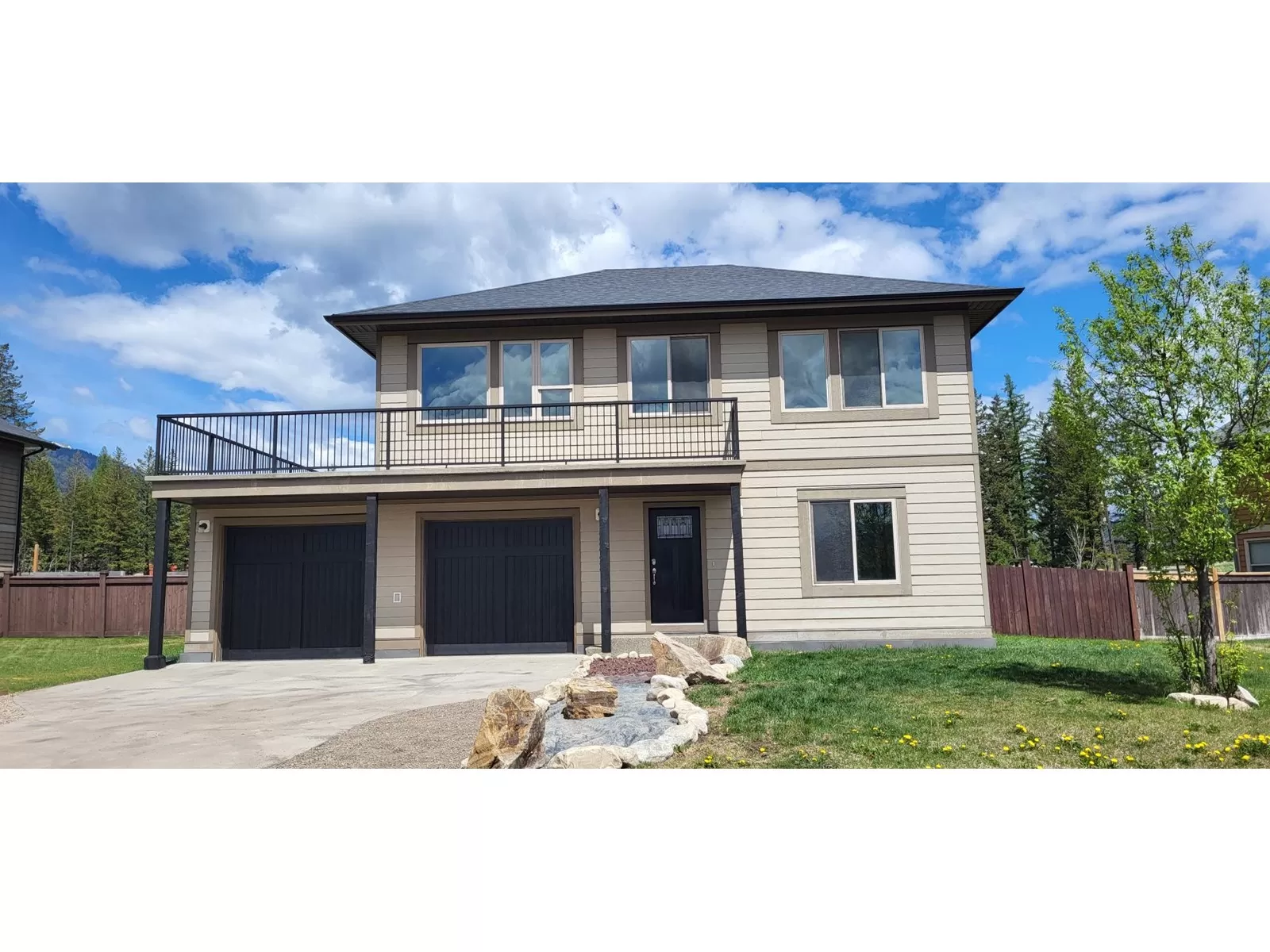 House for rent: 2242 Black Hawk Drive, Sparwood, British Columbia v0b 2g2