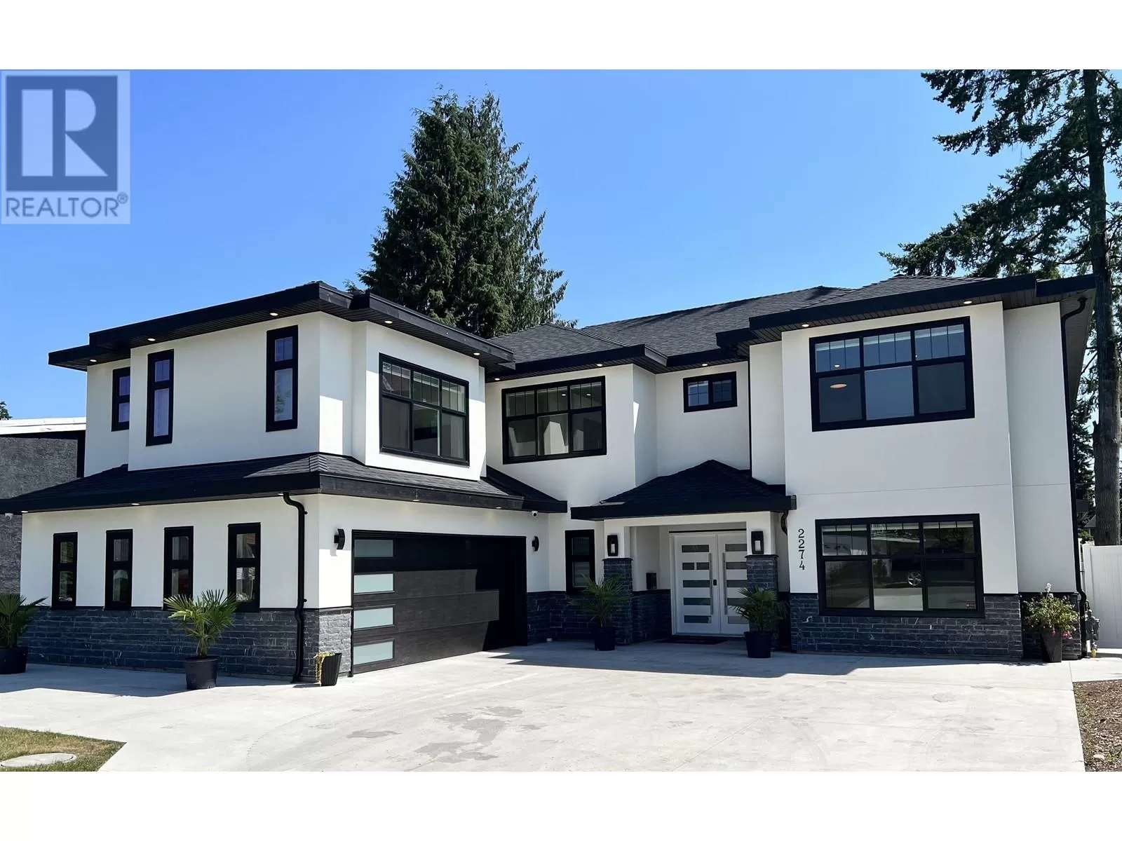 House for rent: 2274 Warrenton Avenue, Coquitlam, British Columbia V3K 3M5