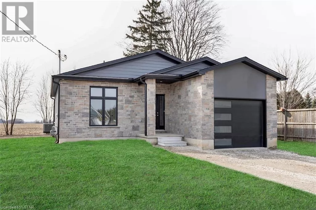 House for rent: 22909 Highbury Avenue, Ilderton, Ontario N0M 2A0