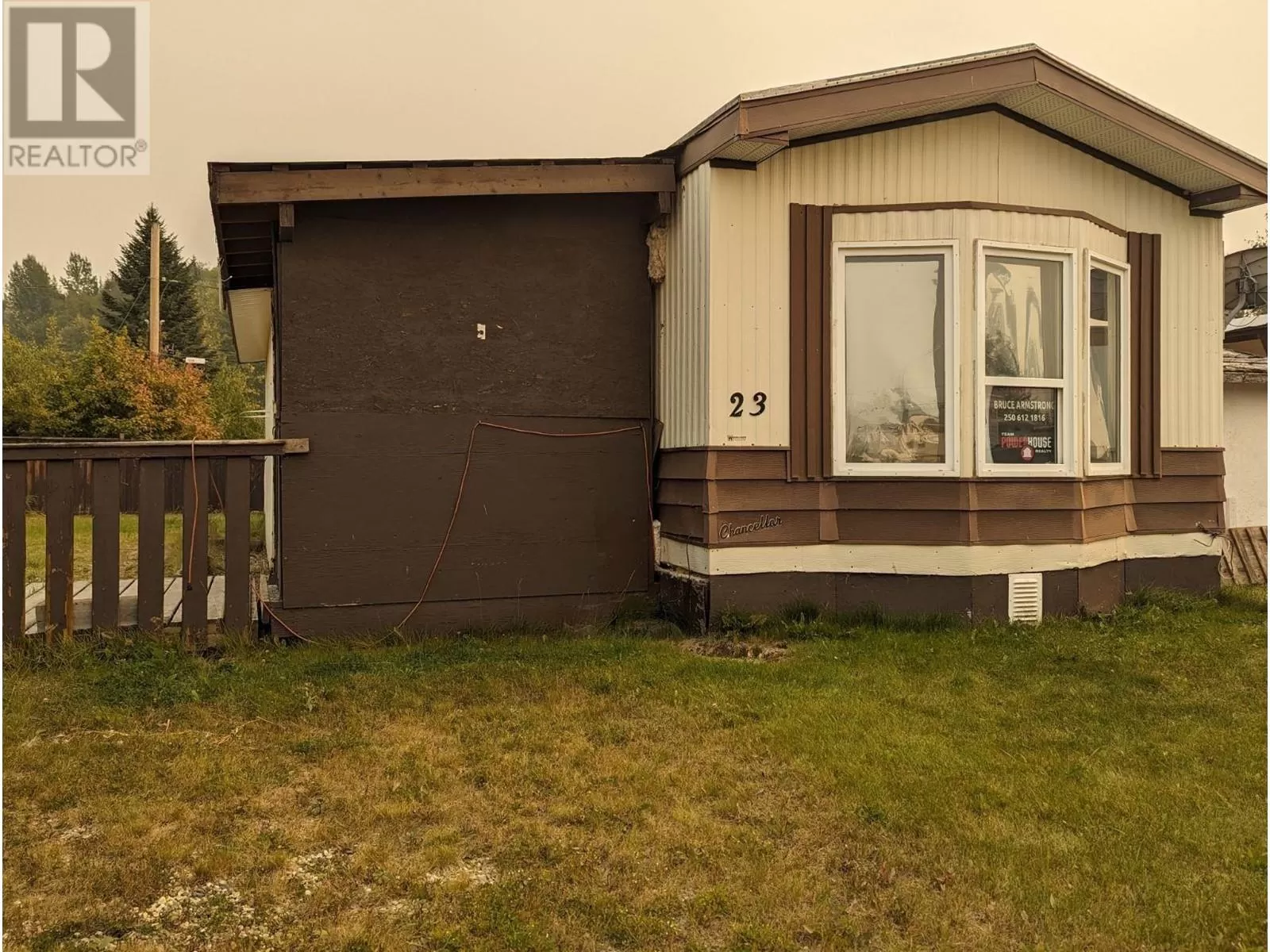 Manufactured Home/Mobile for rent: 23 25 Century Trailer Court, Mackenzie, British Columbia V0J 2C0