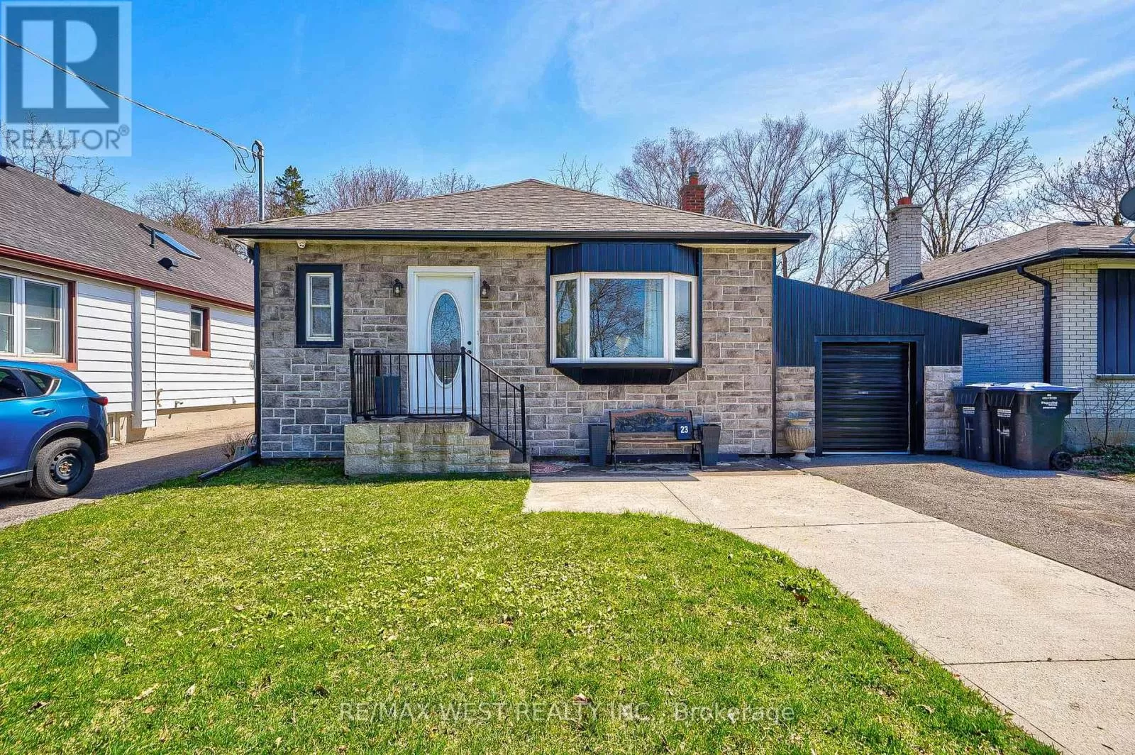 House for rent: 23 Fraser Ave, Brampton, Ontario L5B 2K9