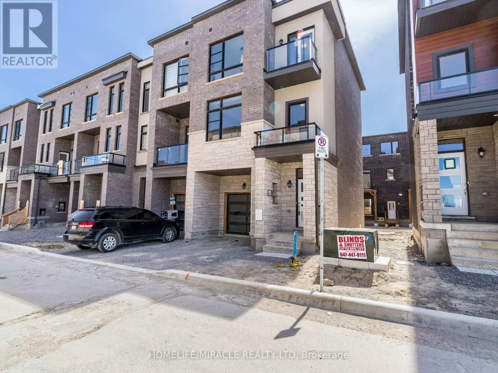 Row / Townhouse for rent: 23 Quilico Road, Vaughan, Ontario L4H 5H1