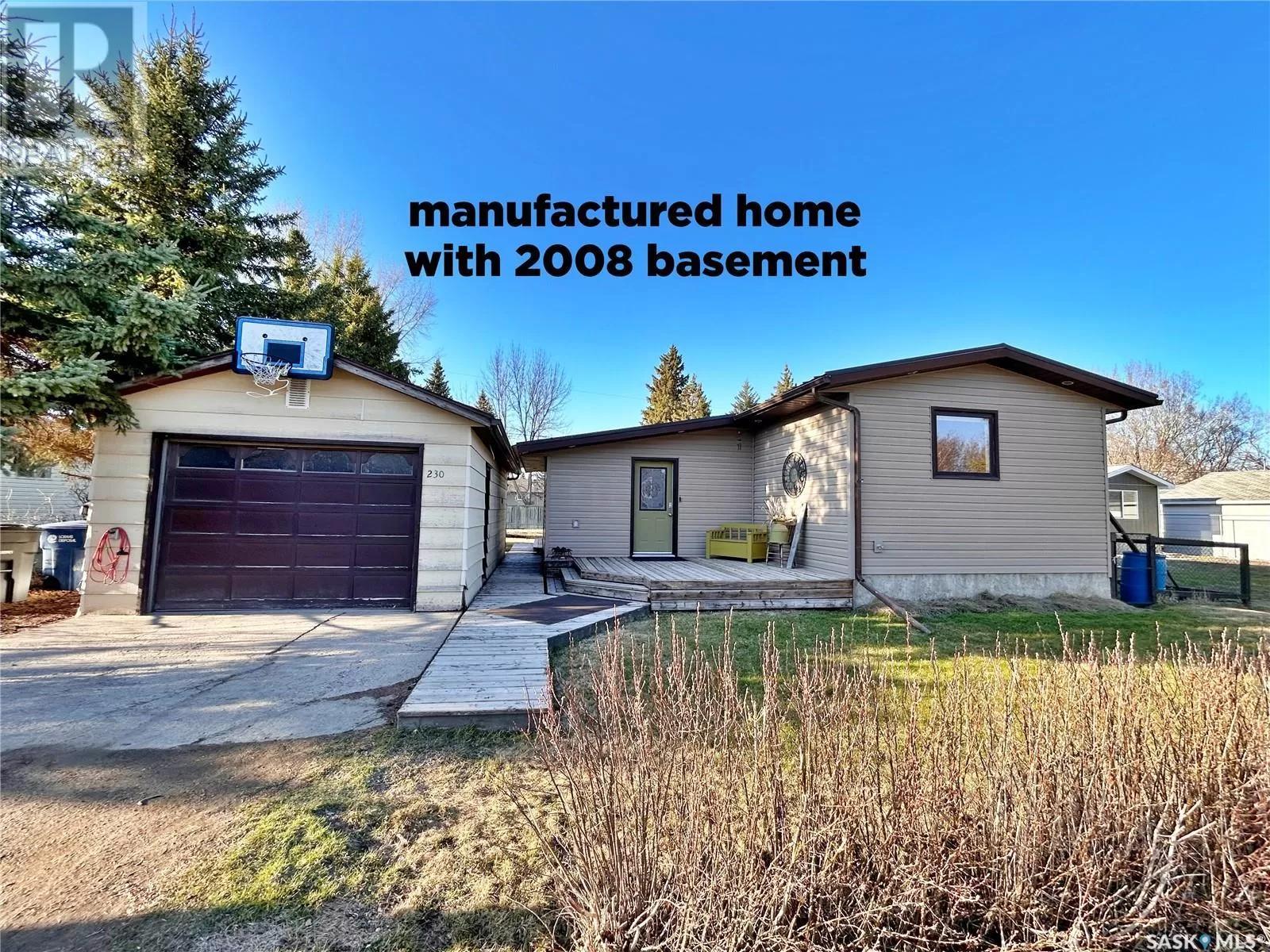 Manufactured Home for rent: 230 Wright Road, Moosomin, Saskatchewan S0G 3N0