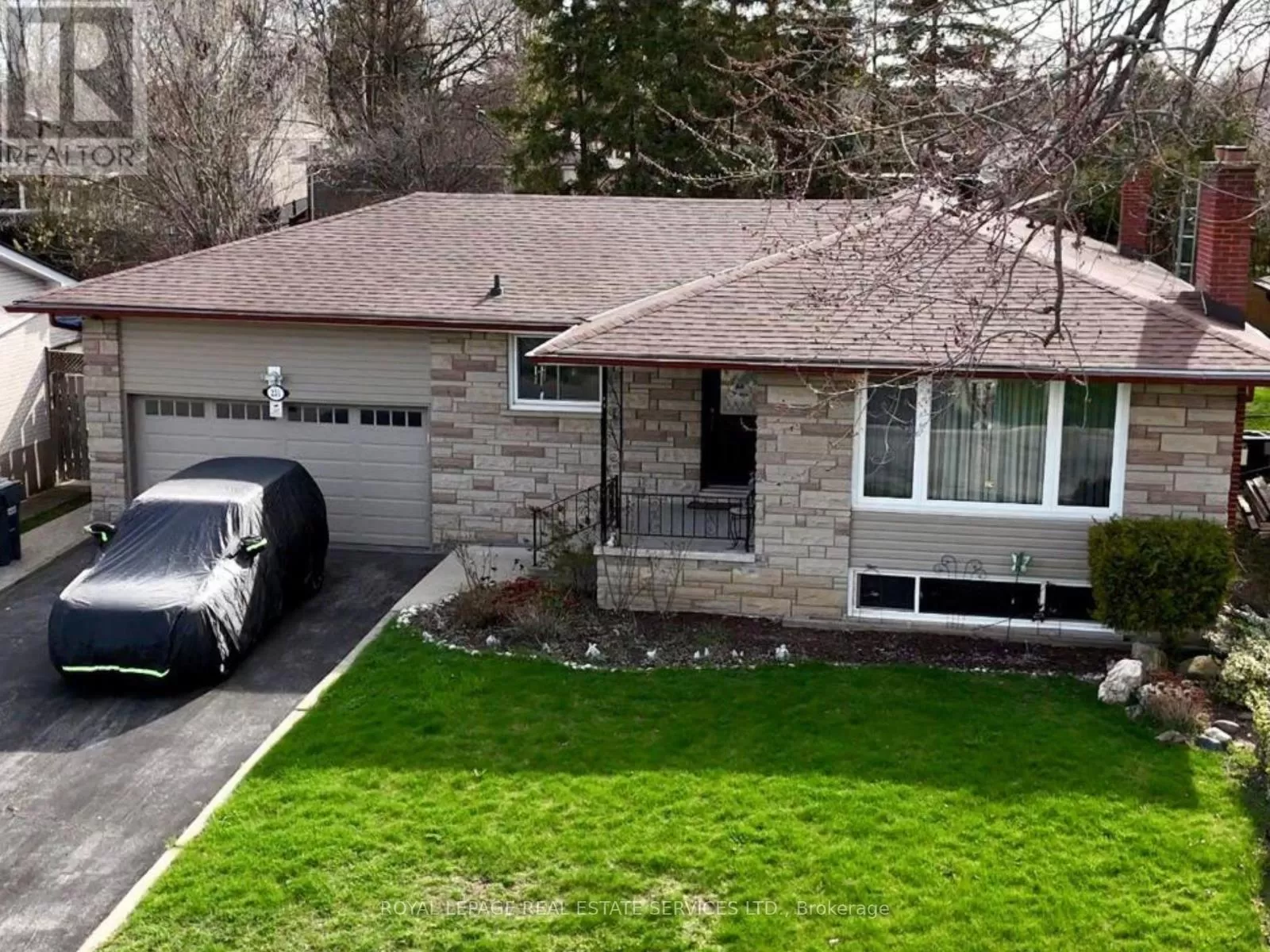 House for rent: 231 Elizabeth St S, Brampton, Ontario L6Y 1S2