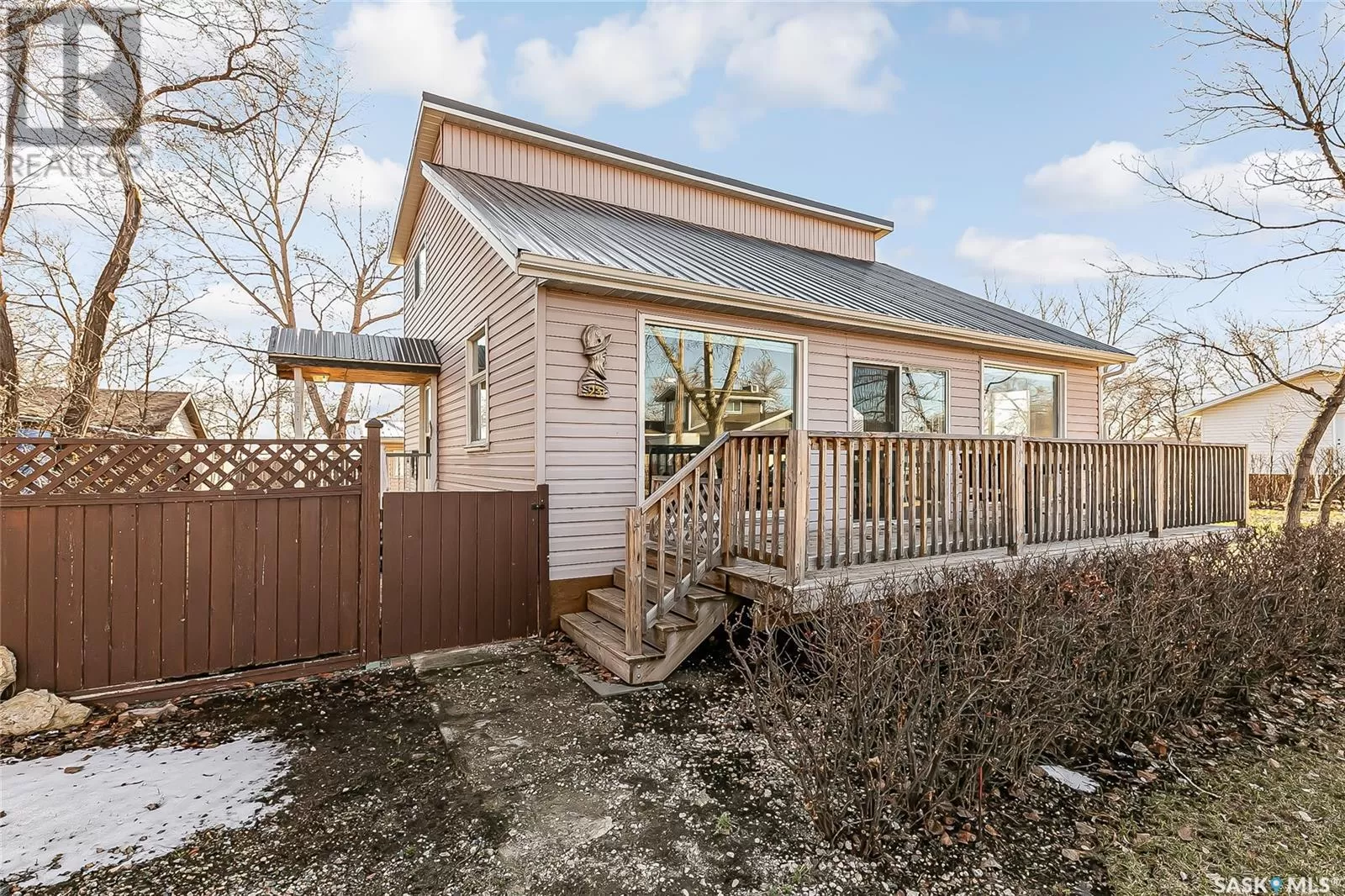 House for rent: 231 Lakeshore Drive, Wee Too Beach, Saskatchewan S0G 1C0