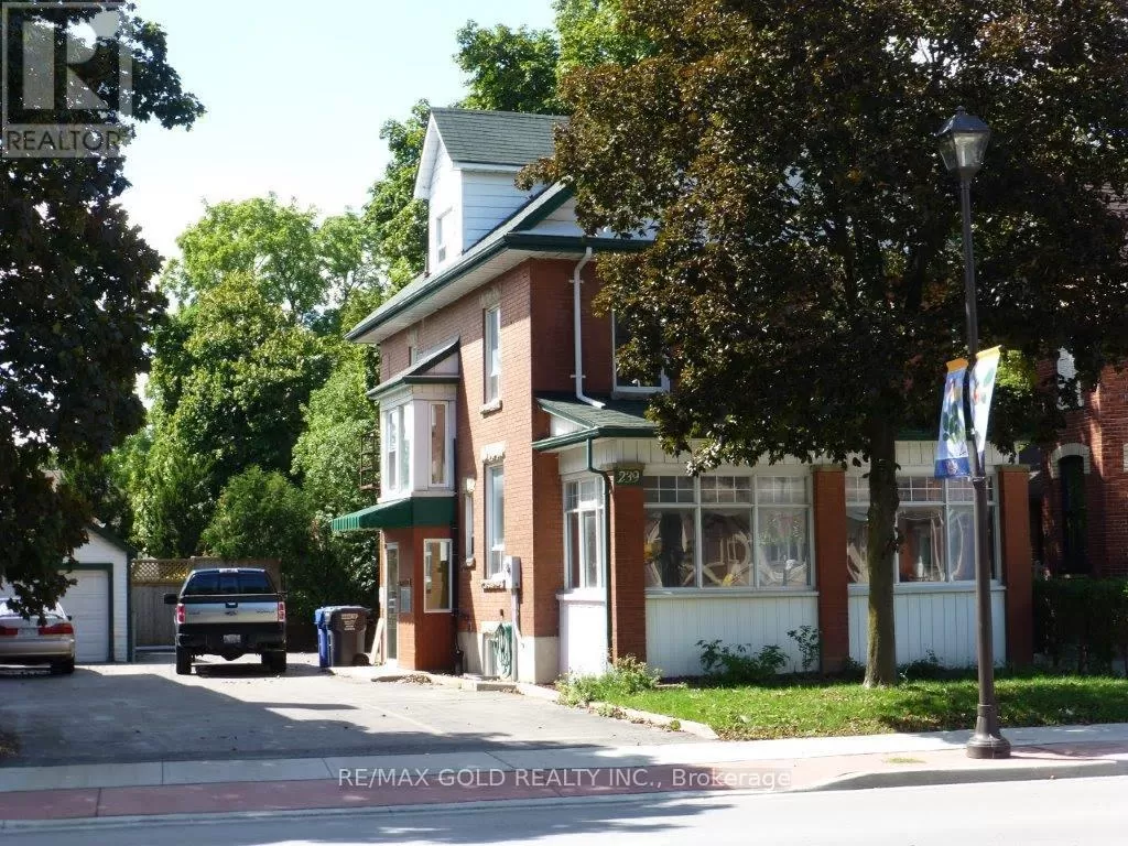 House for rent: 239 Main Street N, Brampton, Ontario L6X 1N3