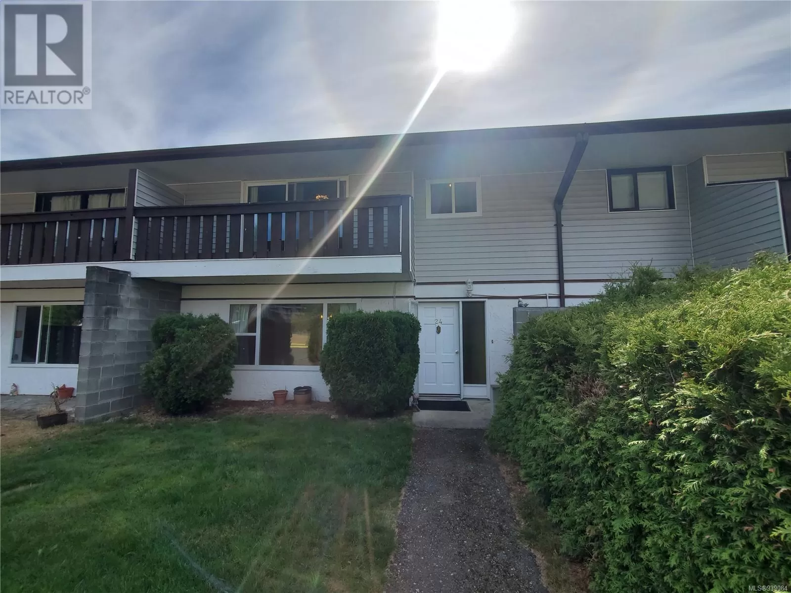 Row / Townhouse for rent: 24 500 Muchalat Pl, Gold River, British Columbia V0P 1G0