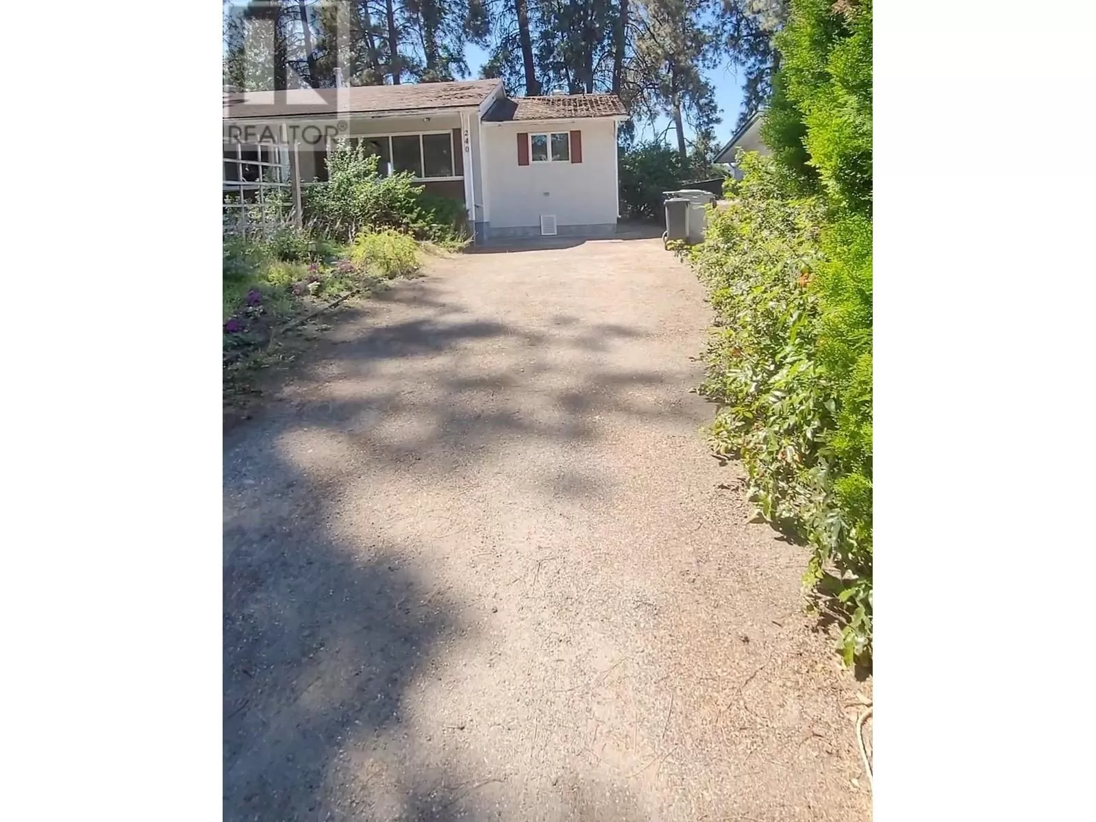 House for rent: 240 Pemberton Road, Kelowna, British Columbia V1X 3H4