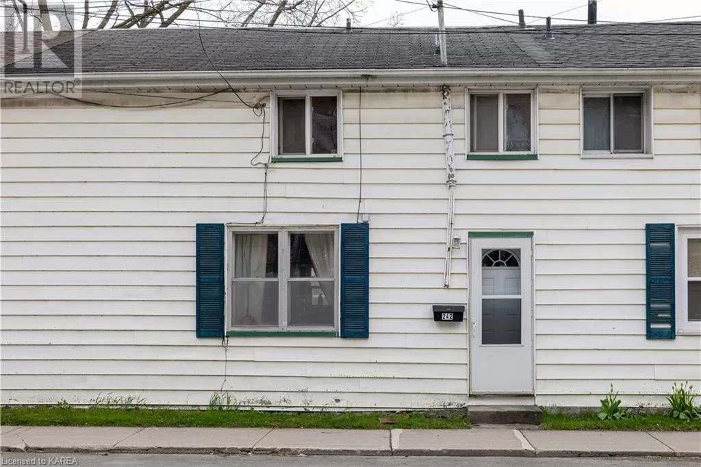 Row / Townhouse for rent: 242 Colborne Street, Kingston, Ontario K7K 6W7
