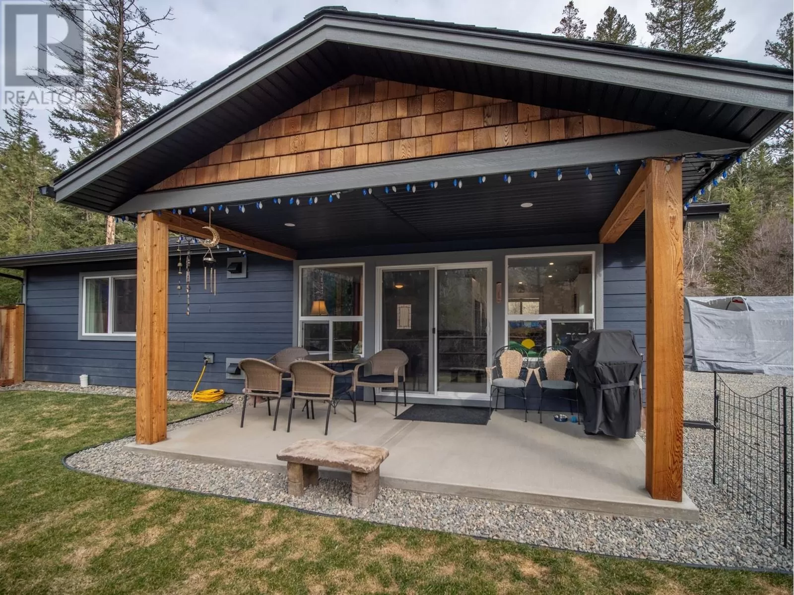 House for rent: 2423 Ojibway Road, Kamloops, British Columbia V2H 1P1