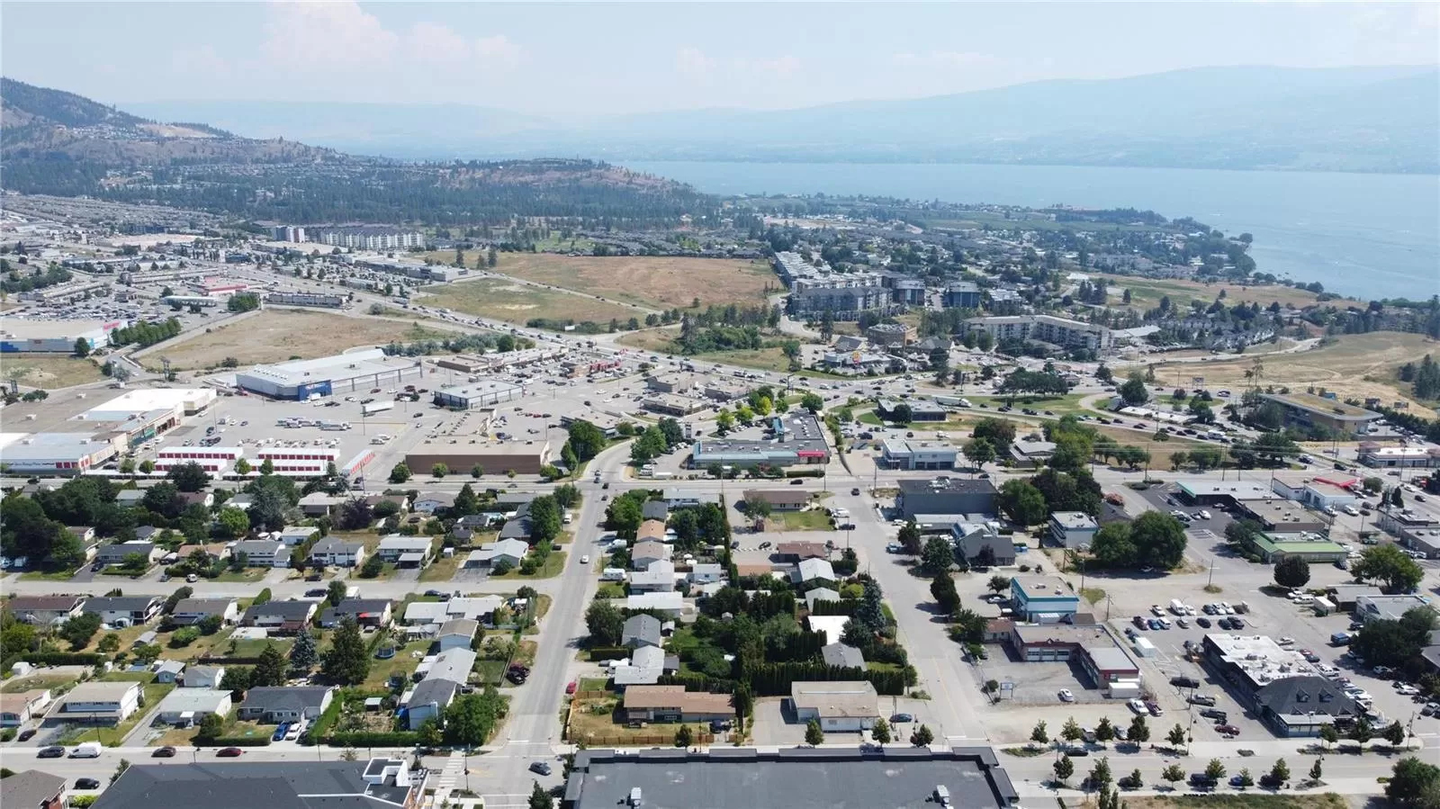 Other for rent: 2436 Apollo Road, West Kelowna, British Columbia V4T 1P7