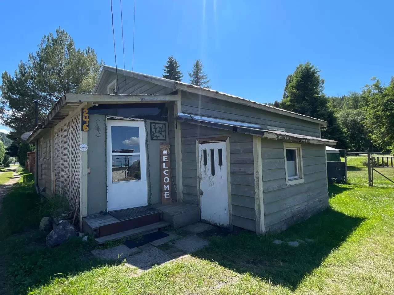 House for rent: 246 Copper Avenue N, Greenwood, British Columbia V0H 1J0