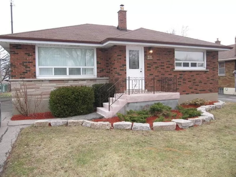 House for rent: 25 Endfield Avenue|unit #1, Hamilton, Ontario L8T 2L3