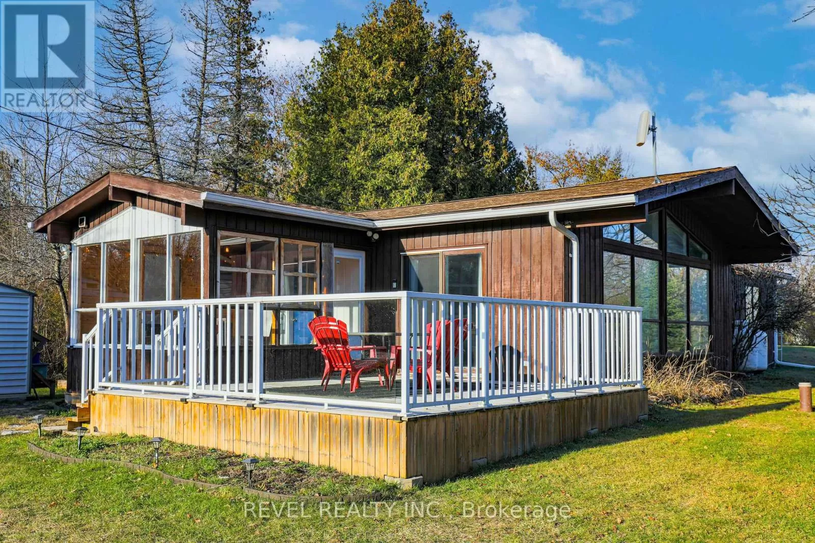 House for rent: 25 Lakeview Cottage Road, Kawartha Lakes, Ontario K0M 2B0