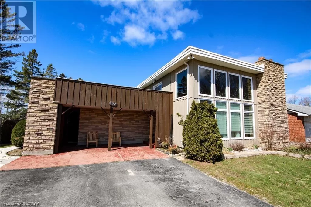 House for rent: 250 Tyendinaga Drive, Southampton, Ontario N0H 2L0