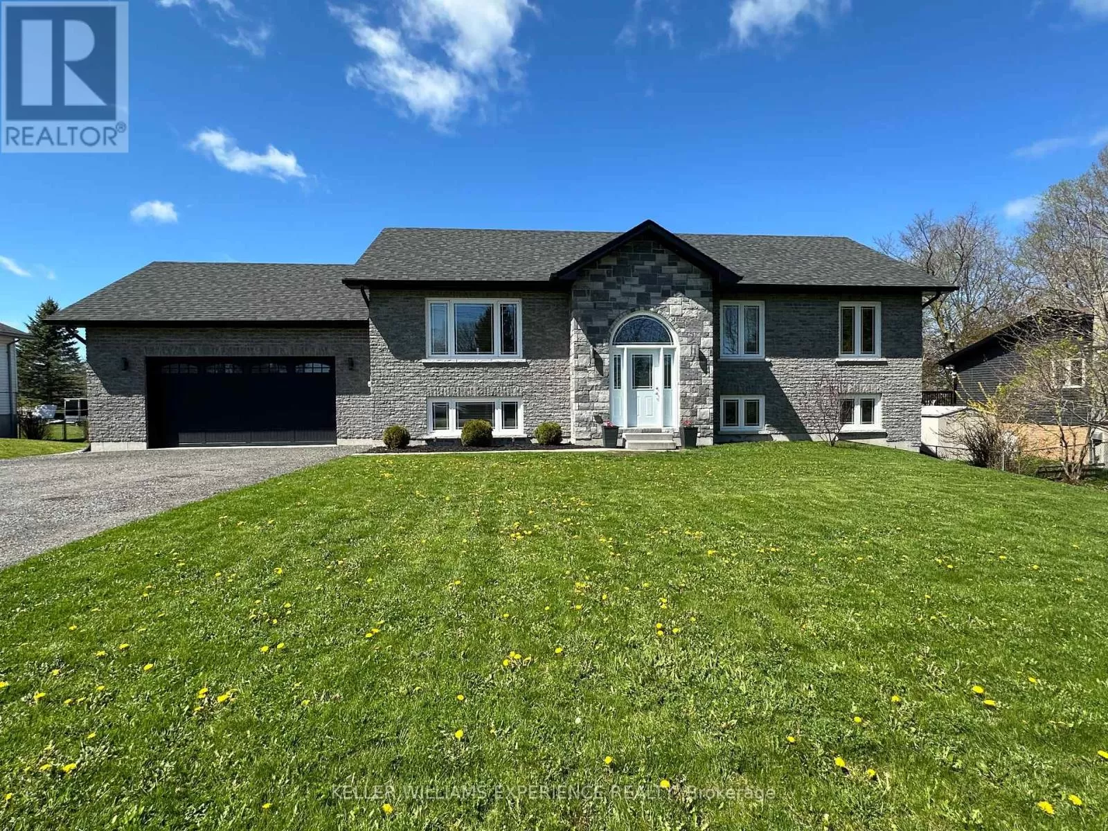 House for rent: 250 Washburn Island Road, Kawartha Lakes, Ontario K0M 2C0