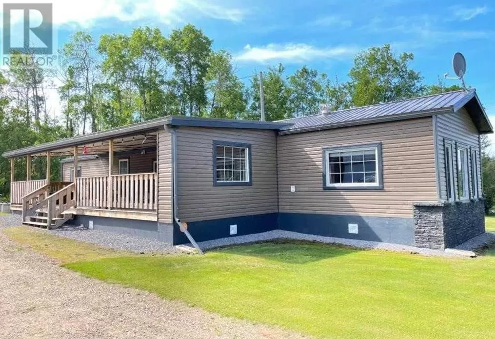 Manufactured Home/Mobile for rent: 258, 63303 867 Highway, Rural Lac La Biche County, Alberta T0A 2C0