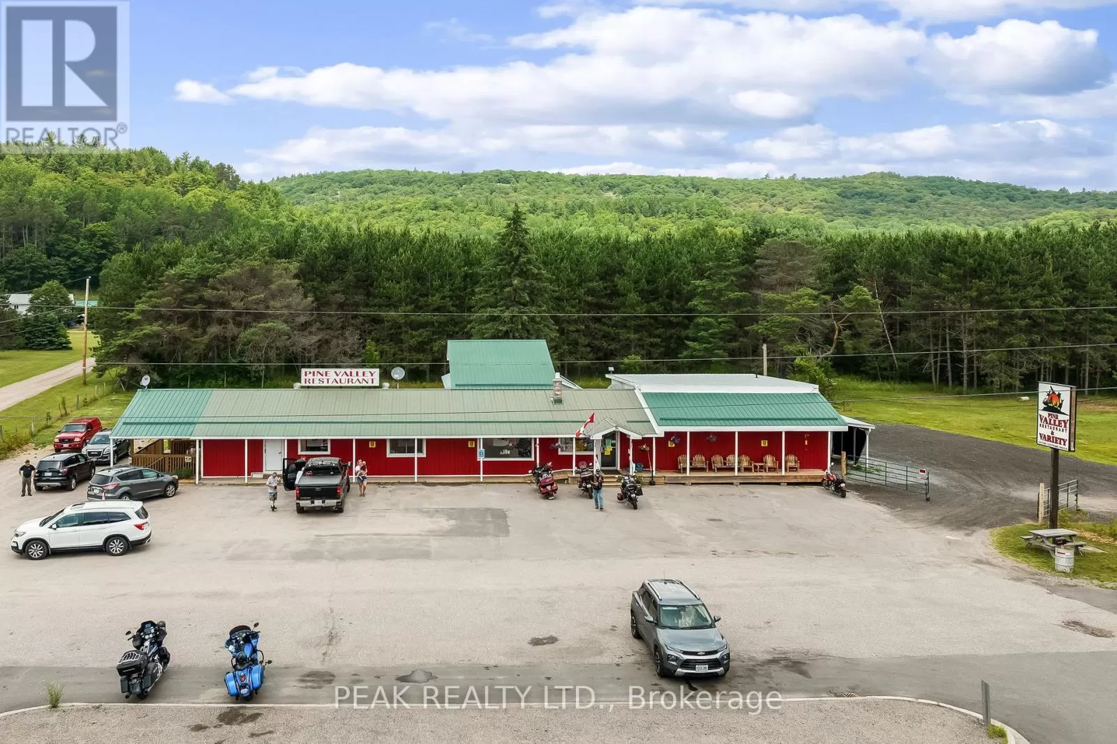 Residential Commercial Mix for rent: 26047 Hwy 41, Greater Madawaska, Ontario K0J 2R0