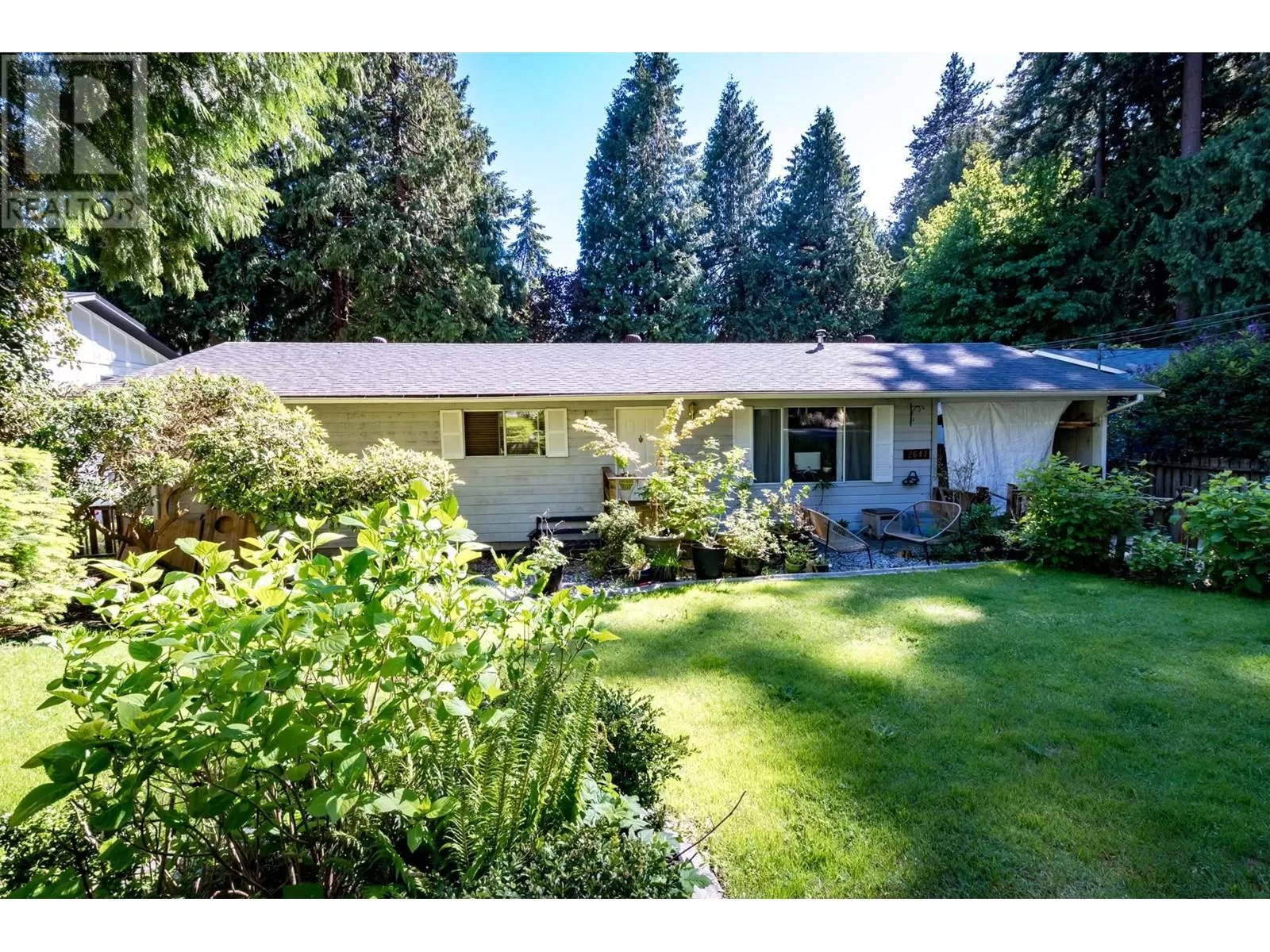 House for rent: 2647 Manatee Road, Roberts Creek, British Columbia V0N 2W4