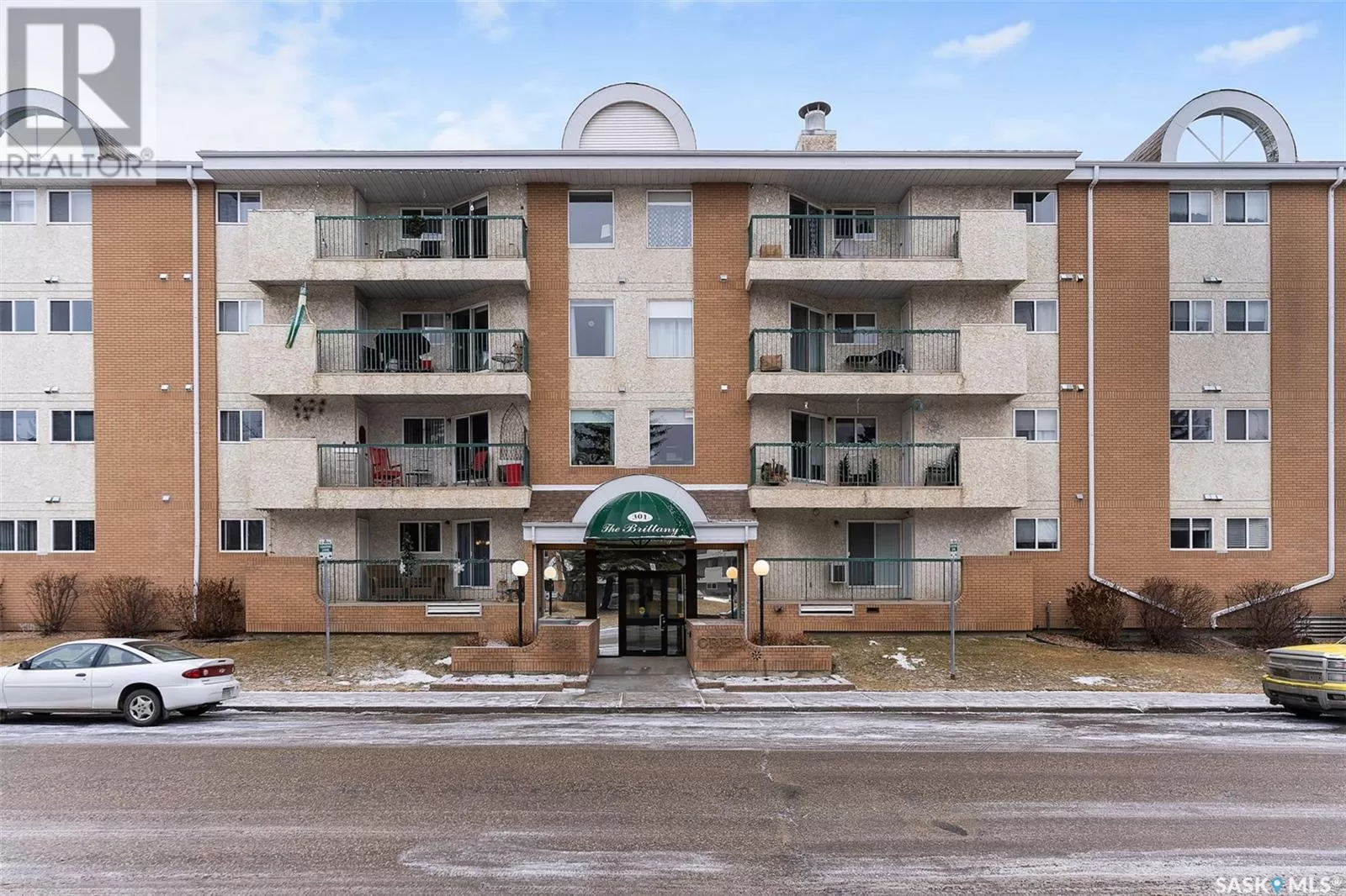 Apartment for rent: 209 301 Cree Crescent, Saskatoon, Saskatchewan S7K 7Y3