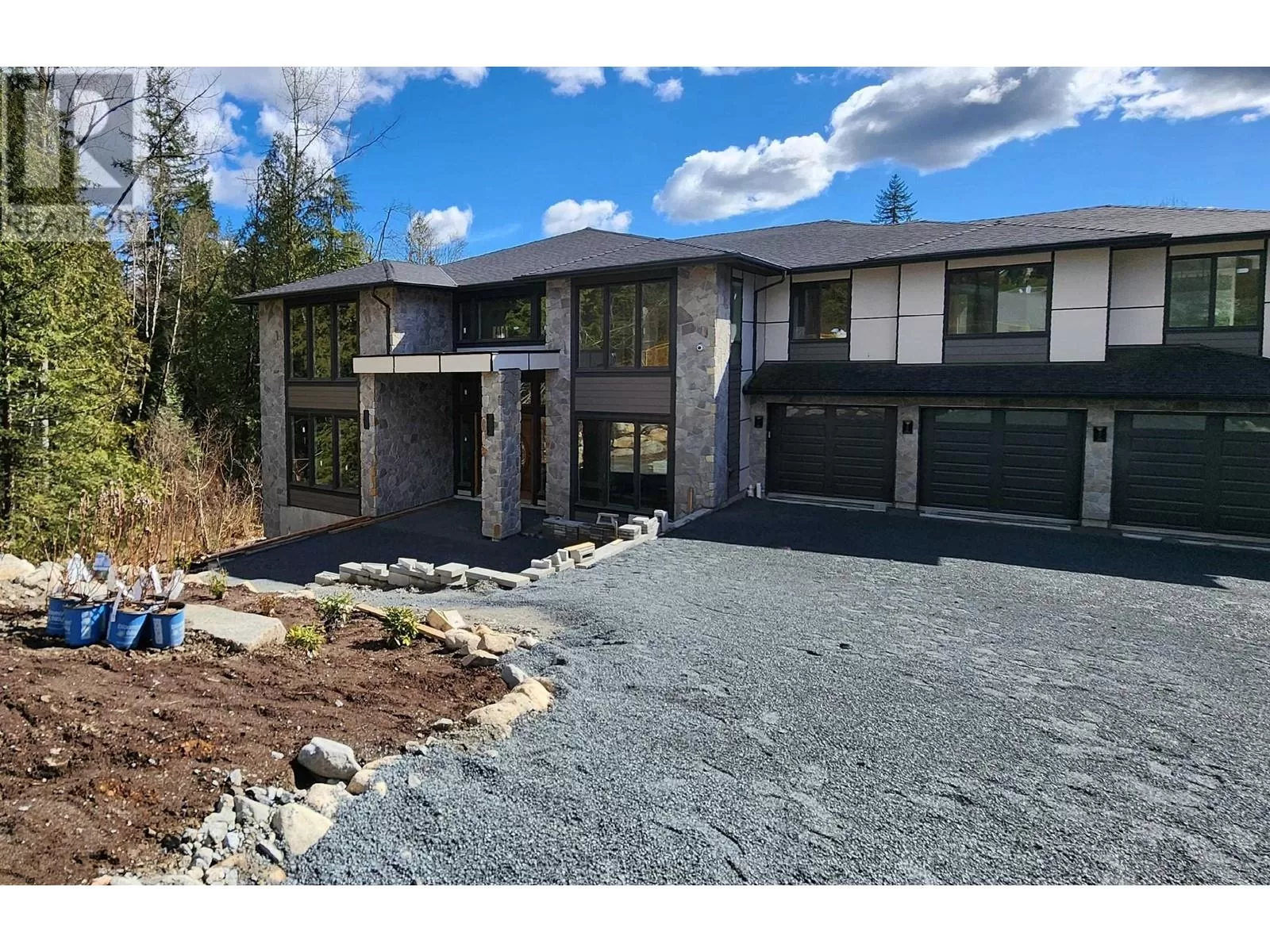 House for rent: 12230 267 Street, Maple Ridge, British Columbia V2W 0E2