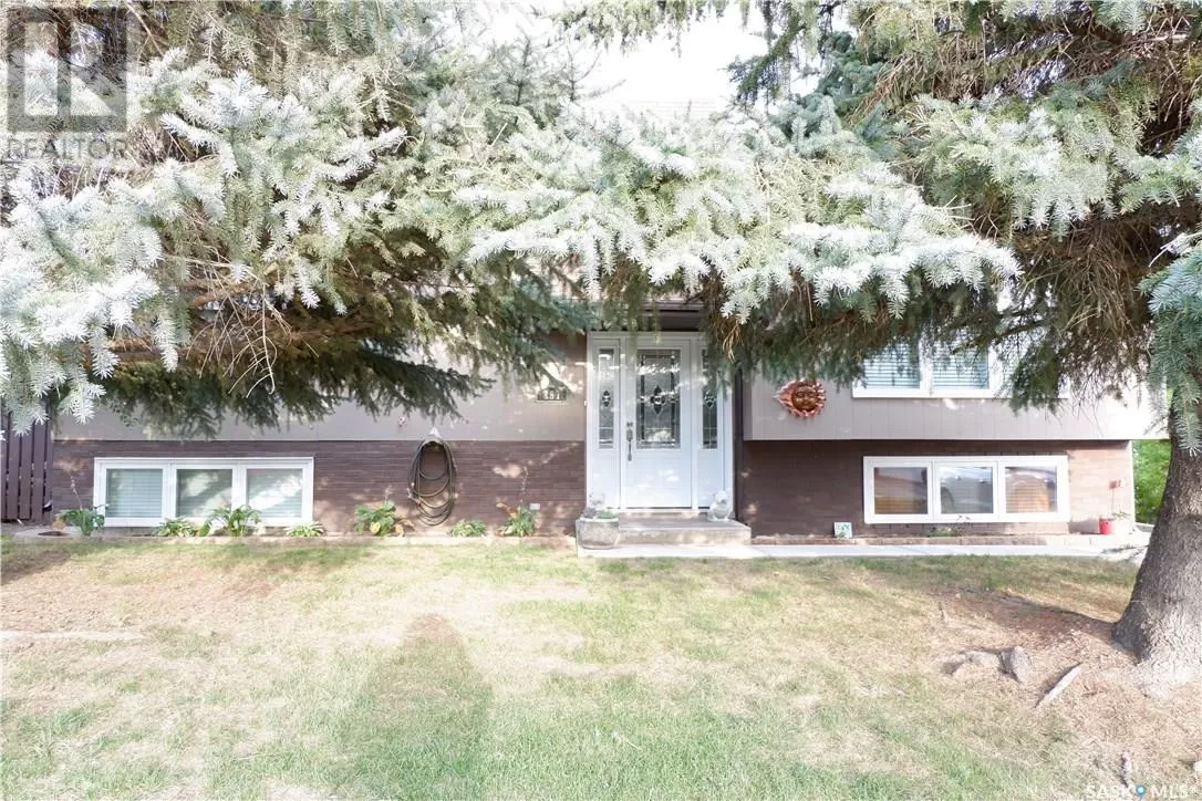 House for rent: 267 Westview Drive, Coronach, Saskatchewan S0H 0Z0