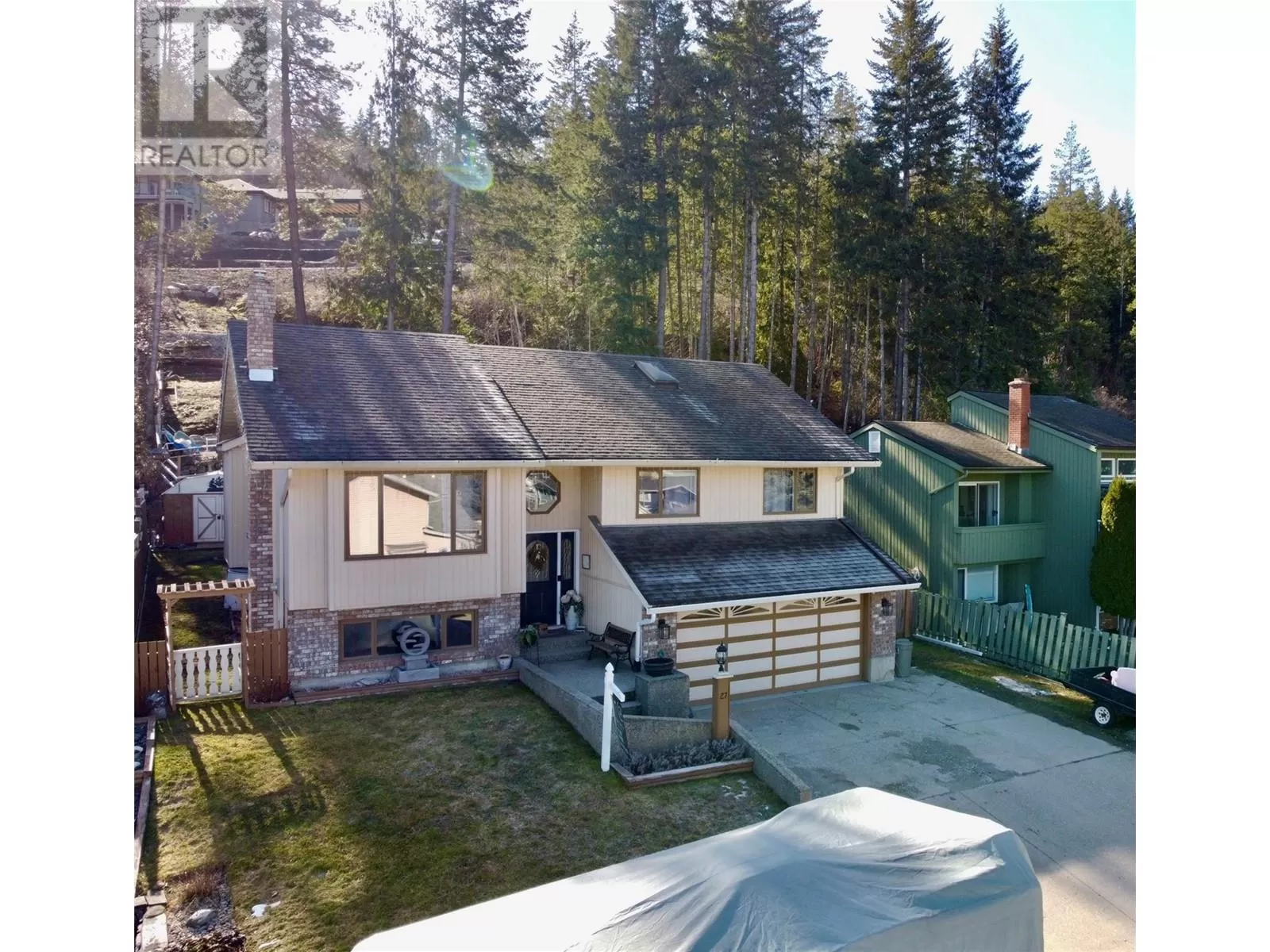 House for rent: 27 Preston Crescent, Enderby, British Columbia V0E 1V1