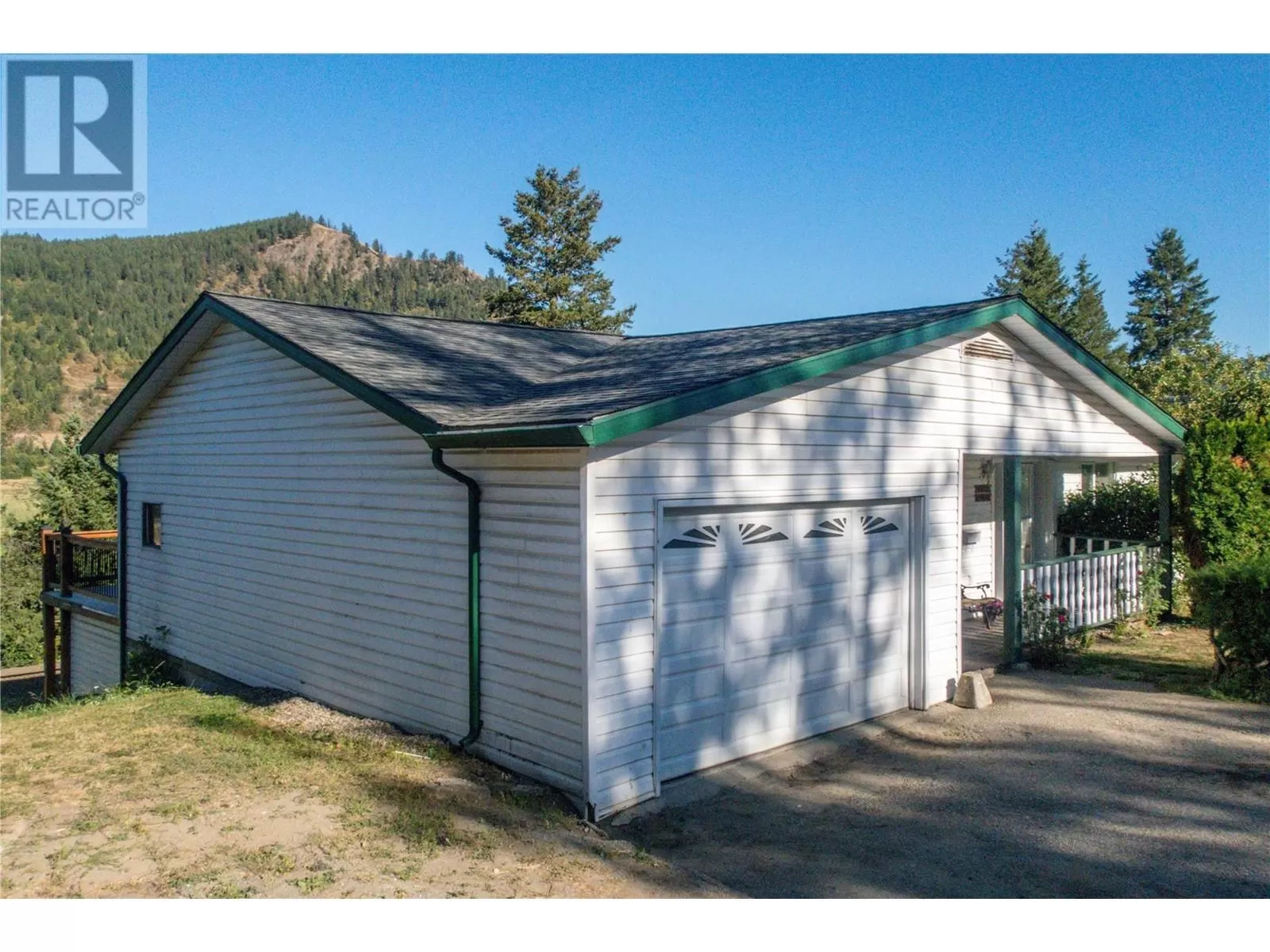 House for rent: 2755 Balsam Lane, Lumby, British Columbia V0E 2G5