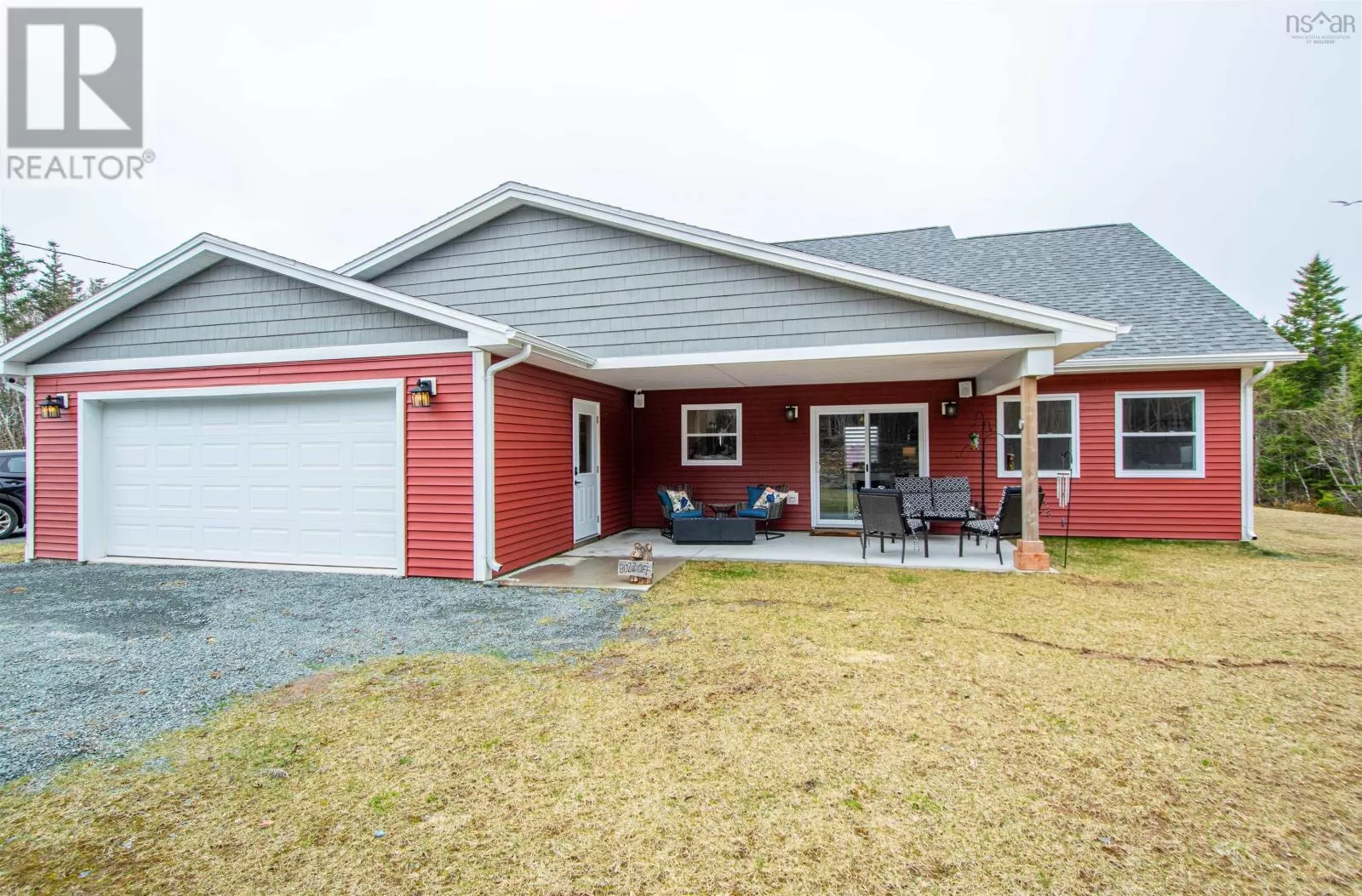 House for rent: 282 Heselton Drive, Ostrea Lake, Nova Scotia B0J 2L0