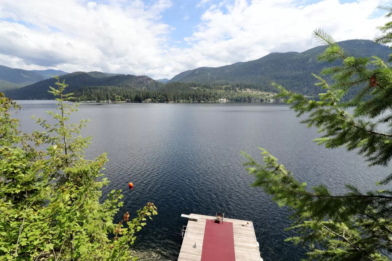 2840 Boat Access West Side Parkland, Christina Lake, British Columbia V0H 1E0