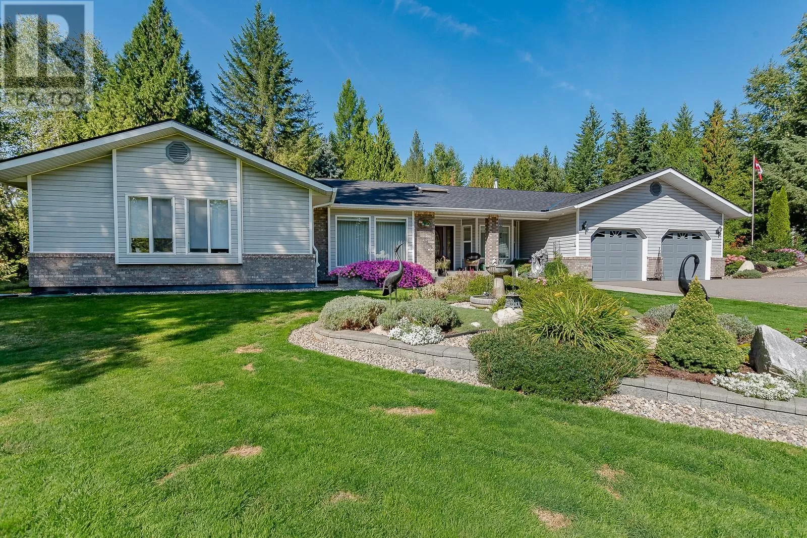 House for rent: 2851 20 Avenue Se, Salmon Arm, British Columbia V1E 1X9