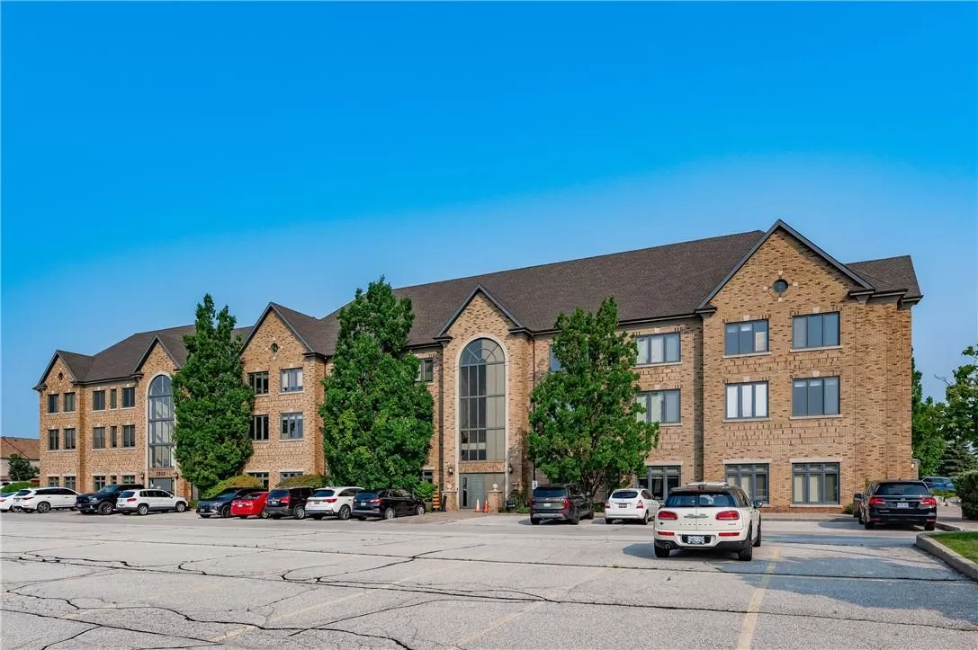 Offices for rent: 2904 South Sheridan Way|unit #203, Oakville, Ontario L6J 7L9