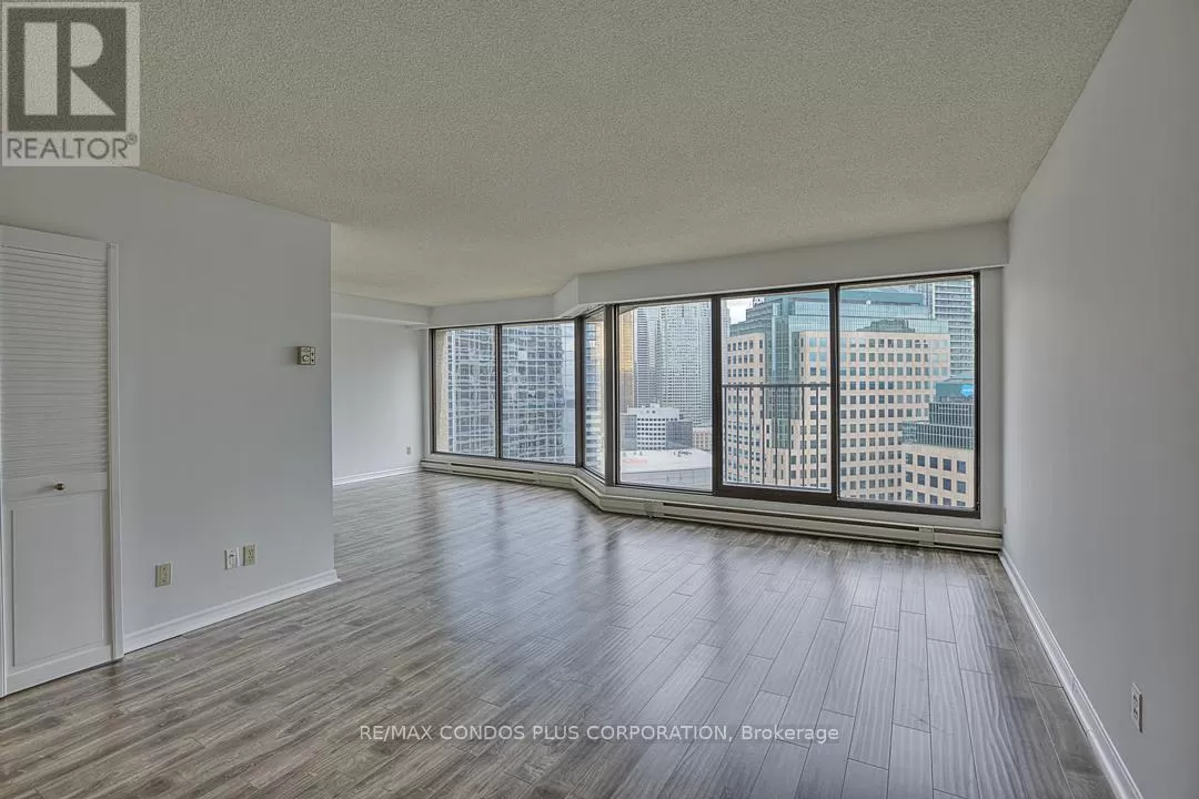 Apartment for rent: 2913 - 55 Harbour Square, Toronto, Ontario M5J 2L1