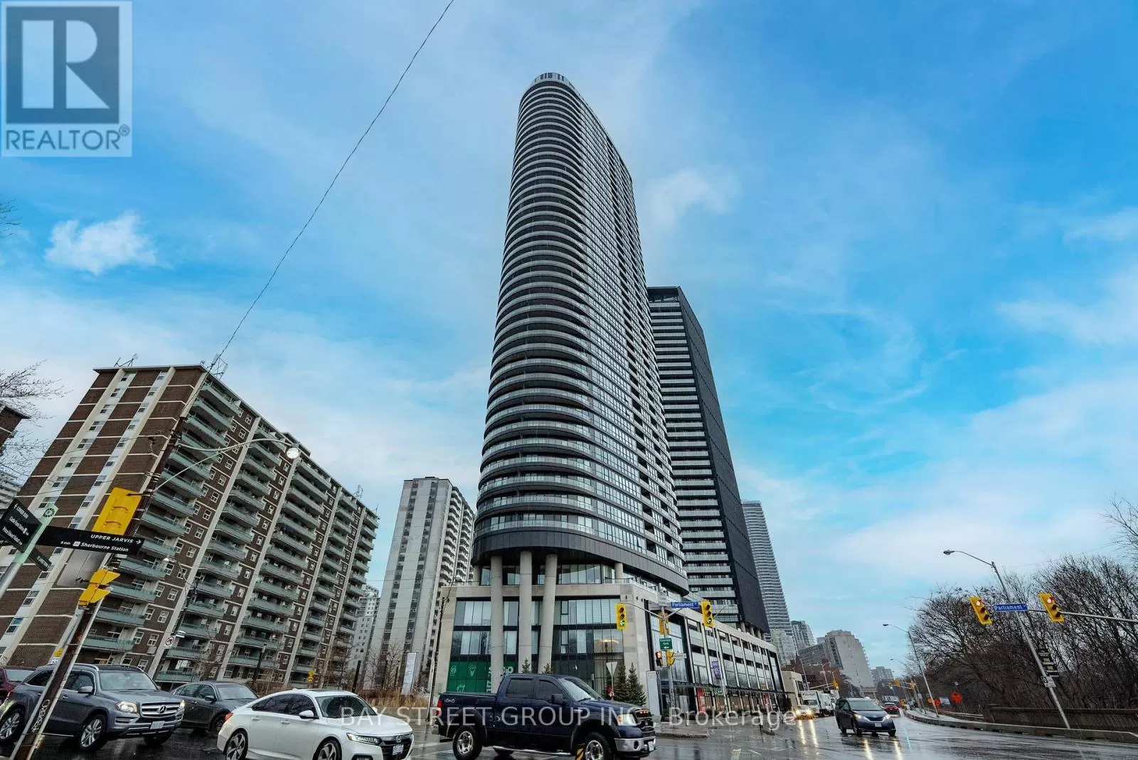 Apartment for rent: 2922 - 585 Bloor Street E, Toronto, Ontario M4W 0B3