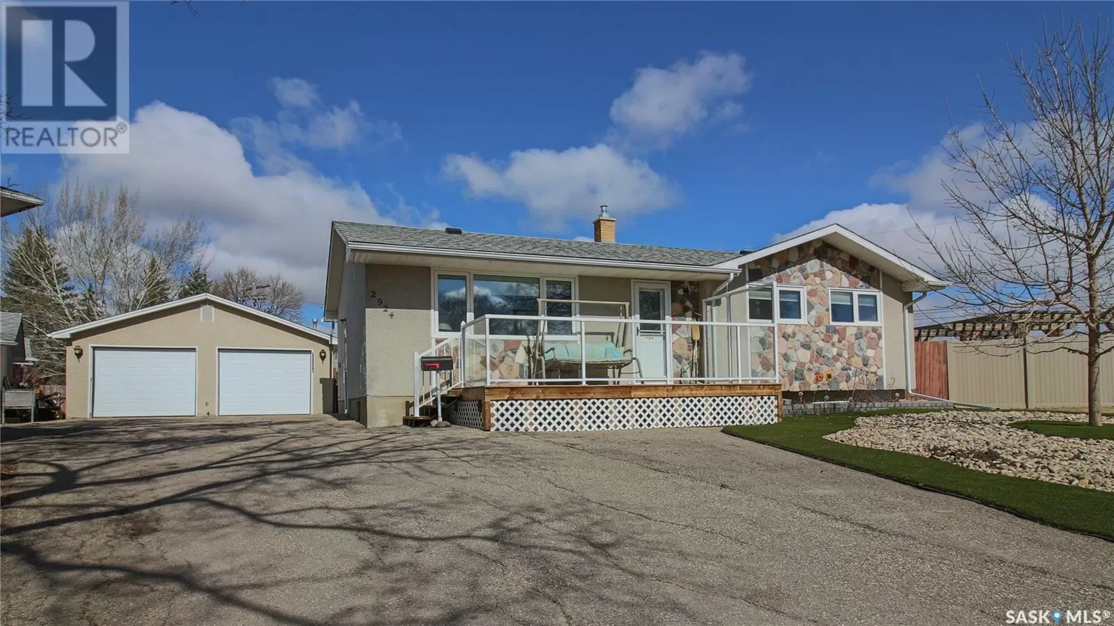 House for rent: 2924 3rd Avenue N, Regina, Saskatchewan S4R 0W5