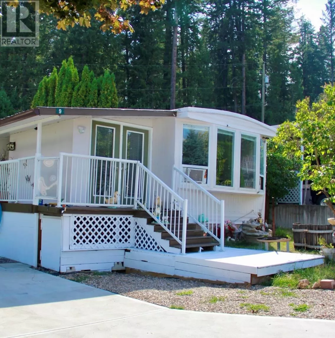 Manufactured Home for rent: 2932 Buckley Road Unit# #9, Sorrento, British Columbia V0E 2W1