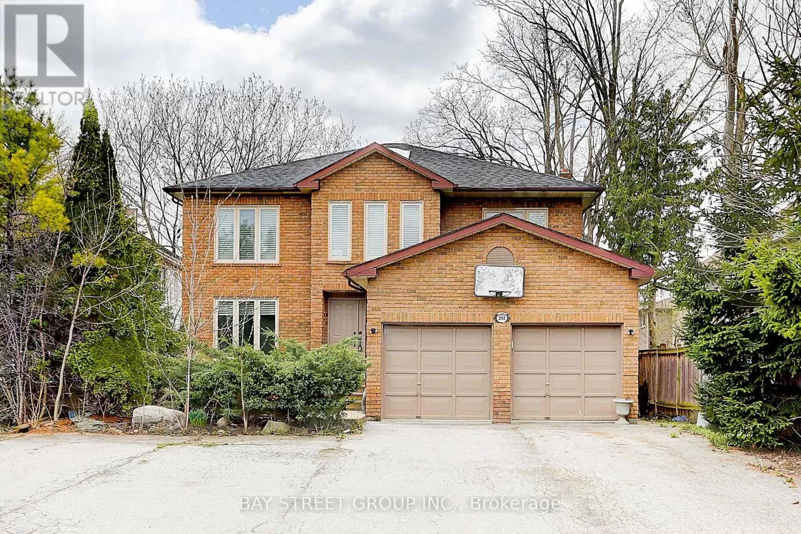 House for rent: 295 Elgin Mills Road W, Richmond Hill, Ontario L4C 4M1