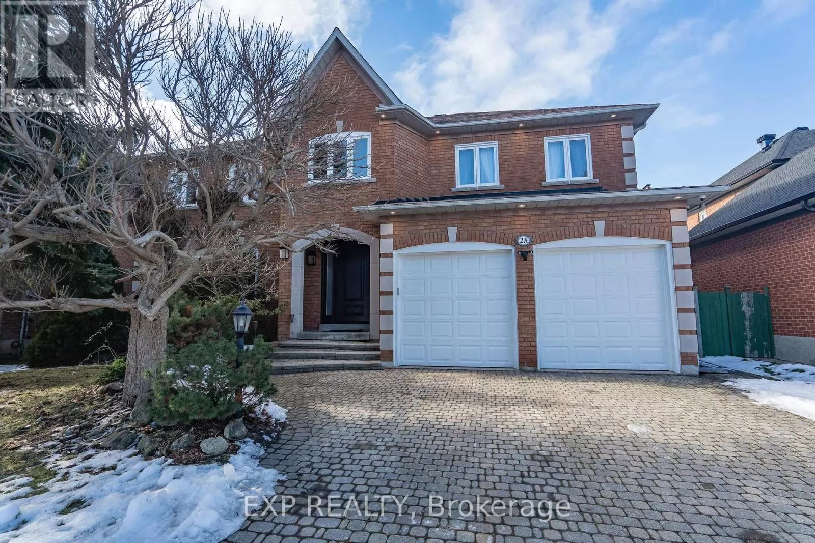 House for rent: 2a Chiltern Hill, Richmond Hill, Ontario L4B 3B9