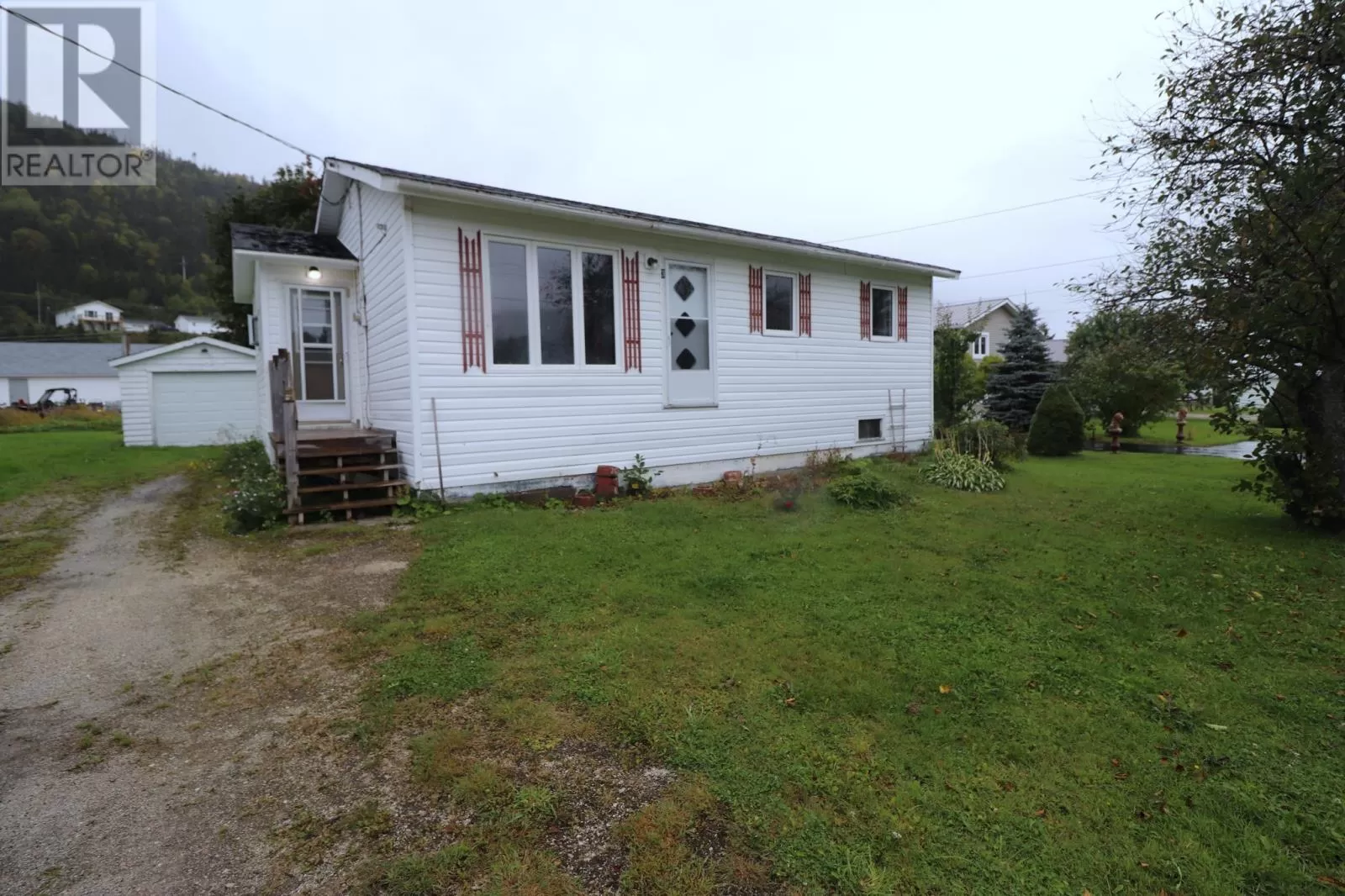 House for rent: 3 Beach Road, Glenburnie, Newfoundland & Labrador A0K 1P0