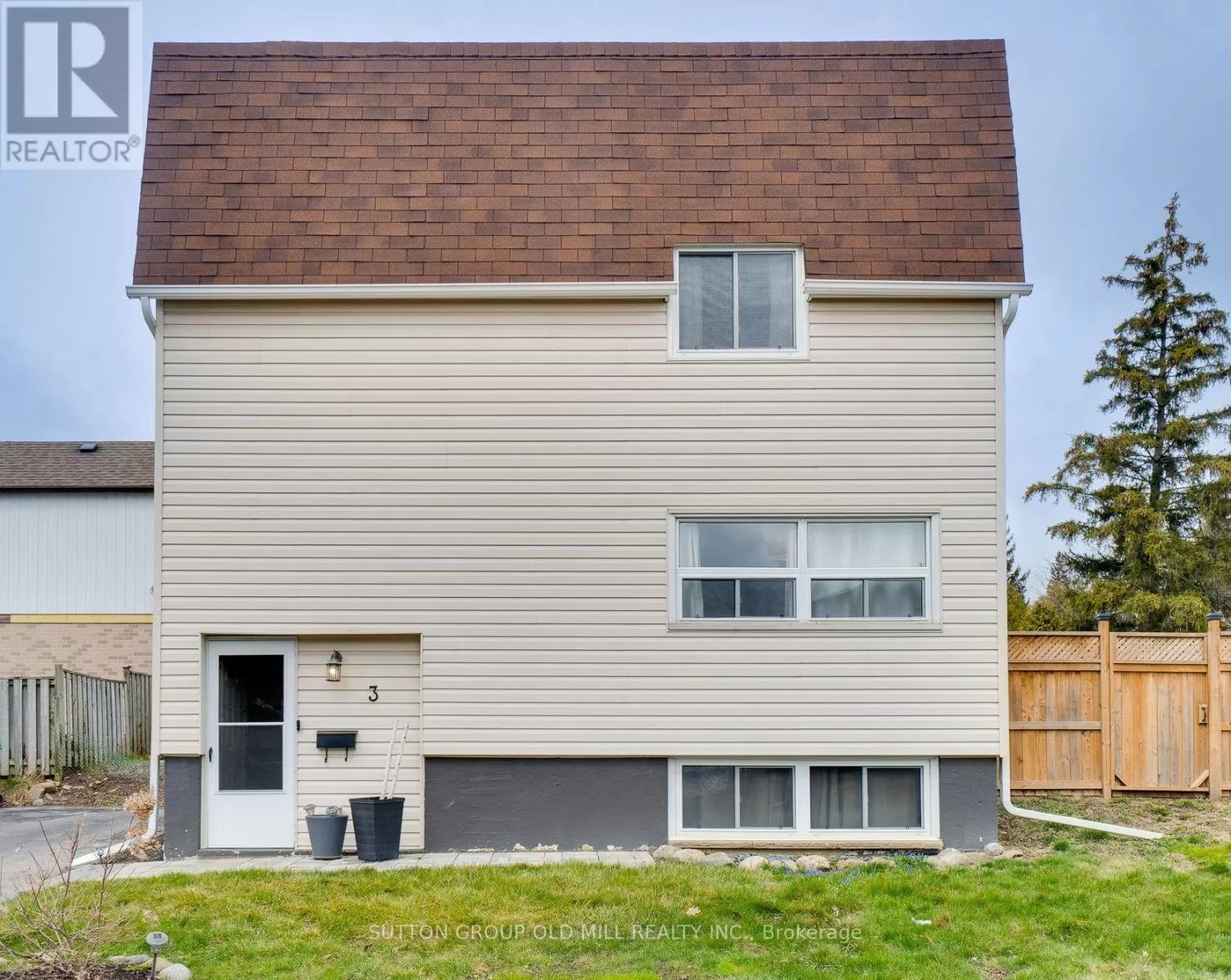 House for rent: 3 Hillbank Tr, Brampton, Ontario L6S 1P6