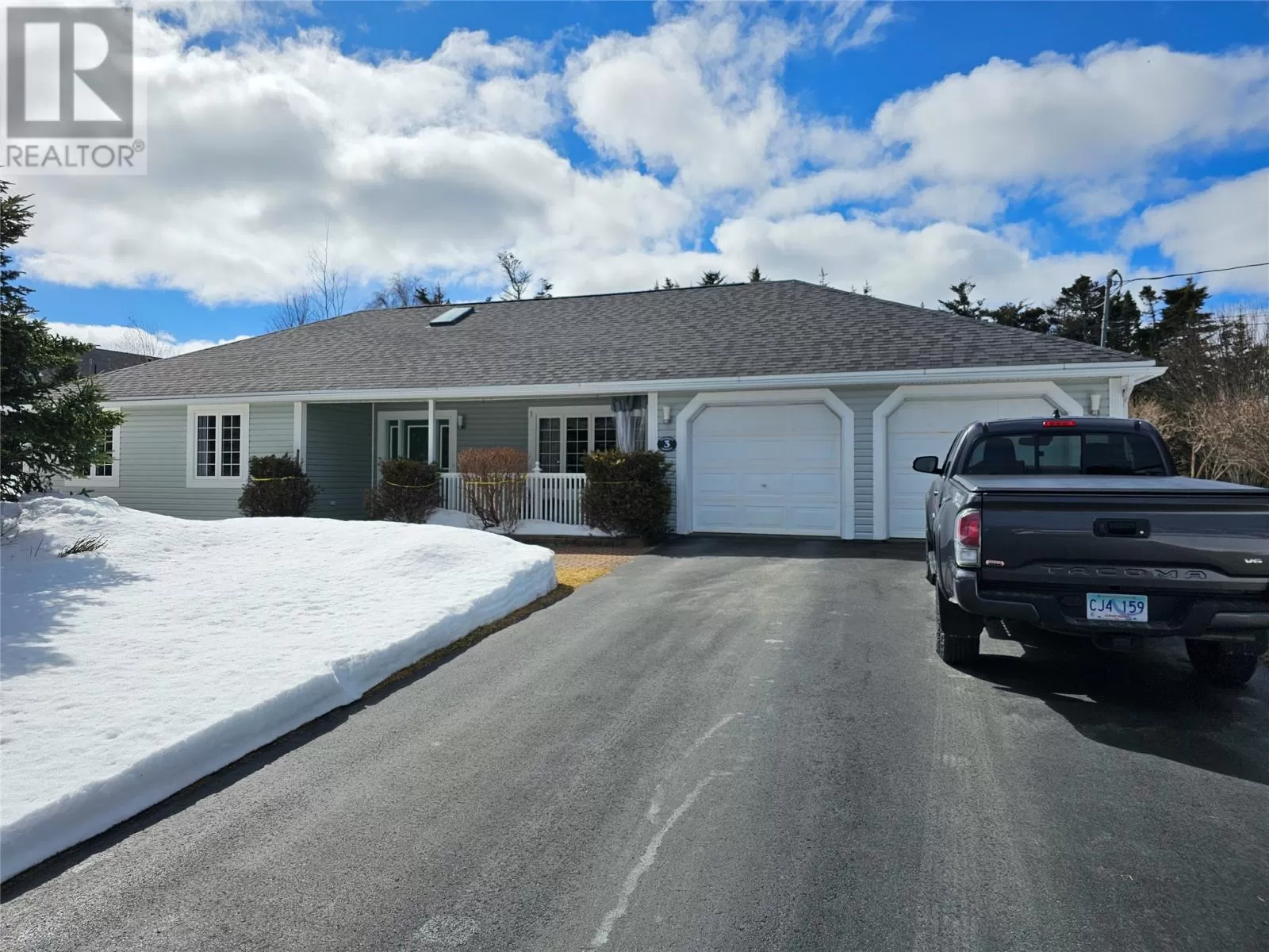 House for rent: 3 Pine Ridge Crescent, Torbay, Newfoundland & Labrador A1K 1L2